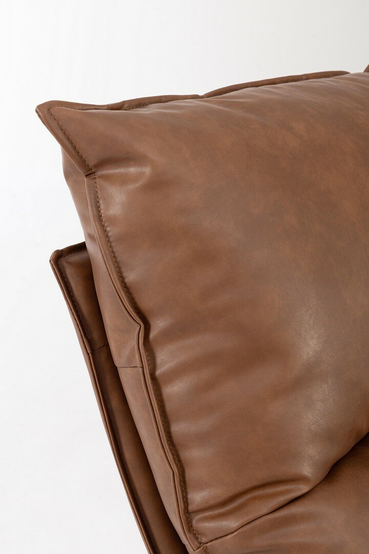 Drehsessel Alanez Cognac von Bizzotto, Nahaufnahme von Bezug und Verarbeitung (1), im STUFF Shop