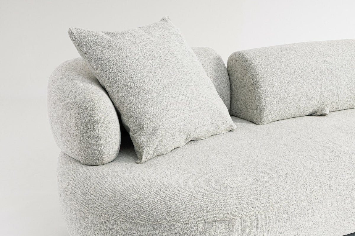 Sofa Afrodite von Bizzotto, Detailaufnahme von Gestell und Verarbeitung (2), im STUFF Shop