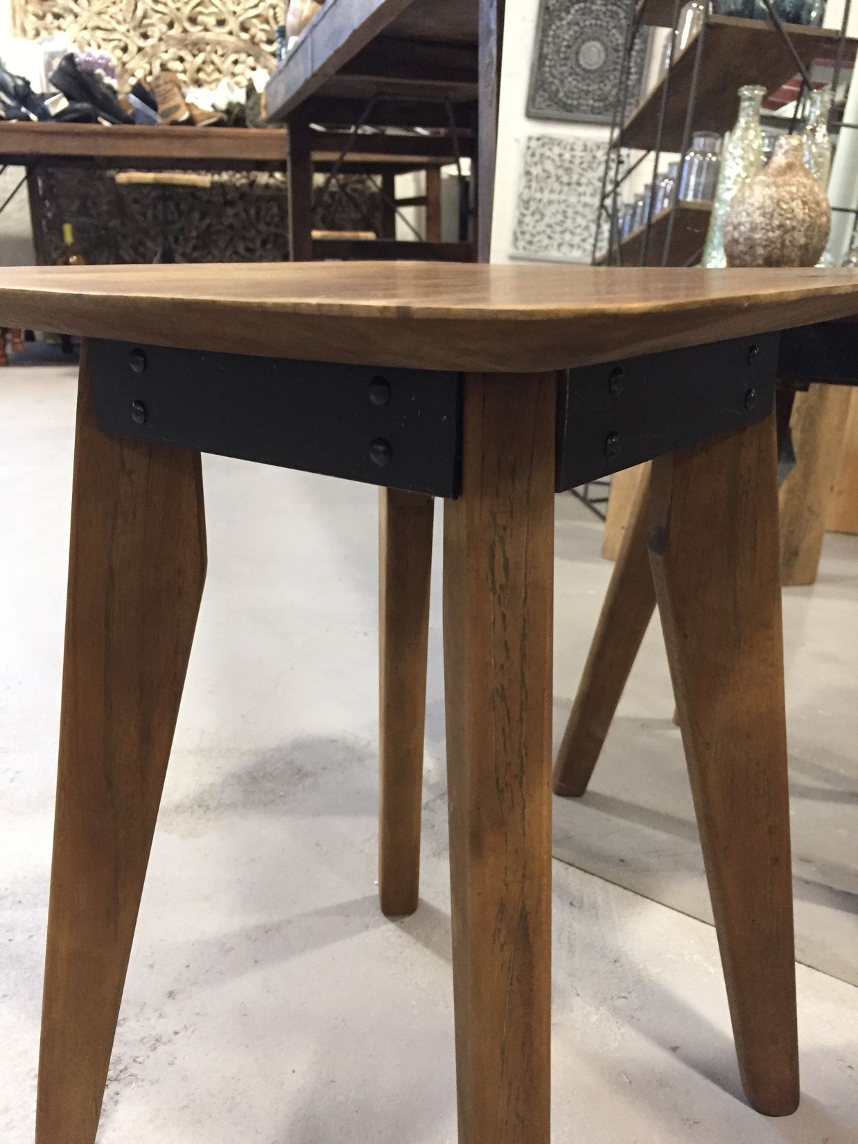 Craftsman Hocker Beistelltisch