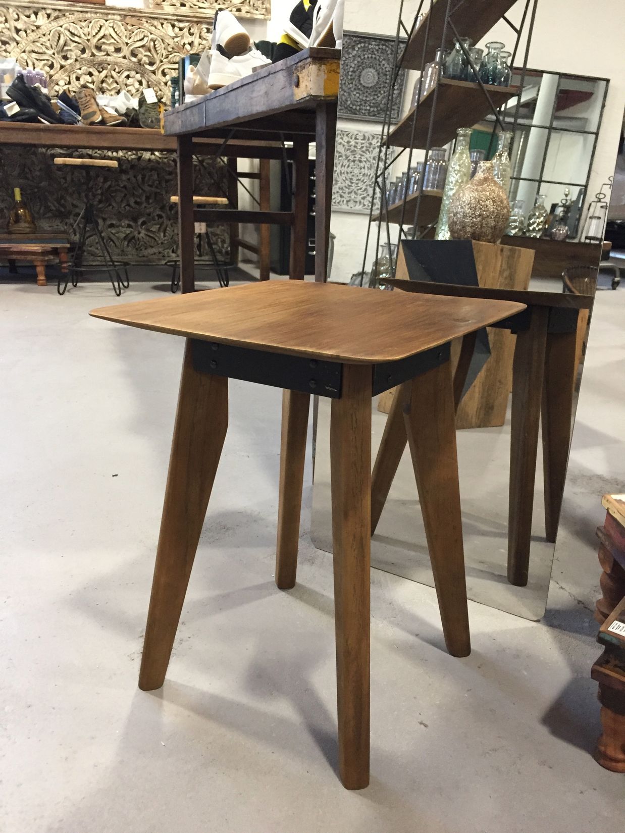 Craftsman Hocker Beistelltisch