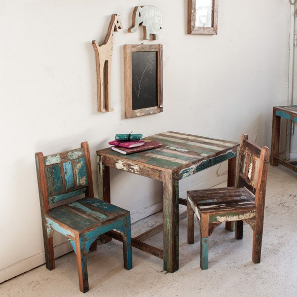 Kinderspieltisch aus Holz in Vintage Shabby-Chic