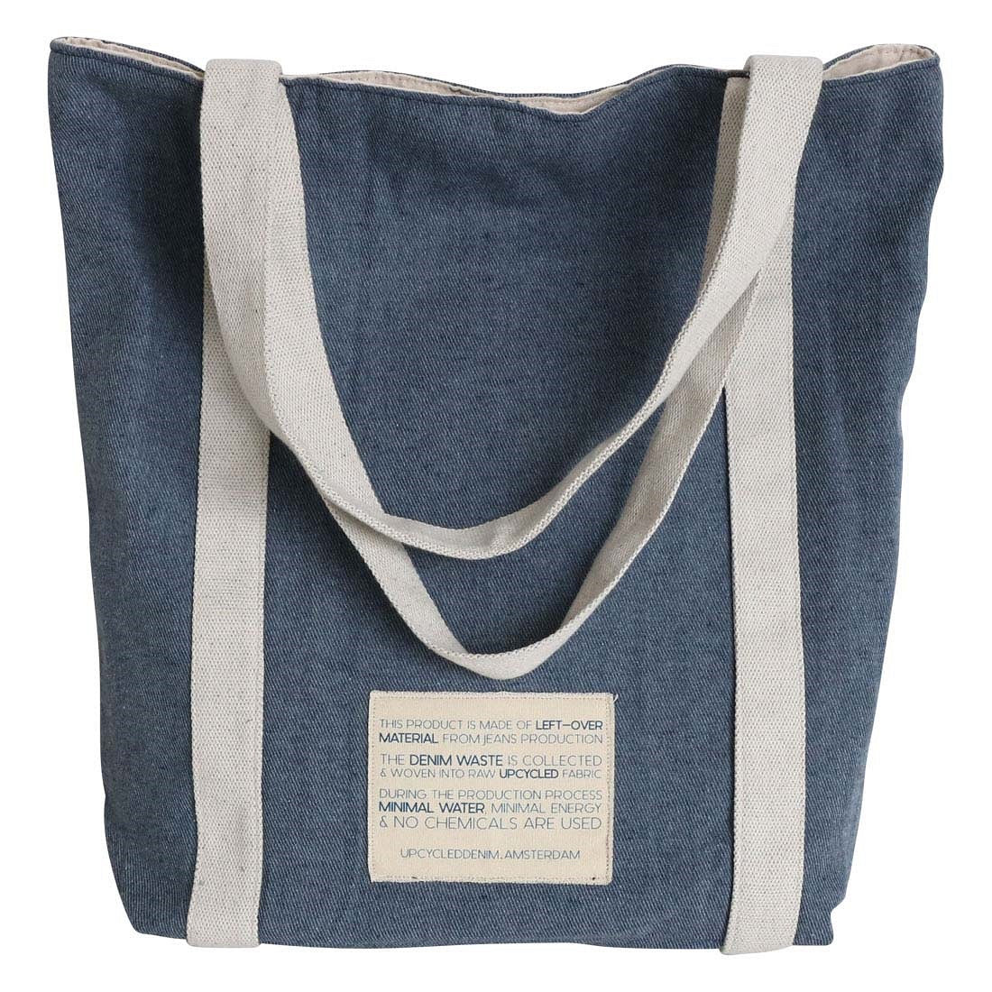 Nachhaltiger Shopper aus Upcycled Denim mit cremefarbenen Tragehenkeln | STUFF Loft