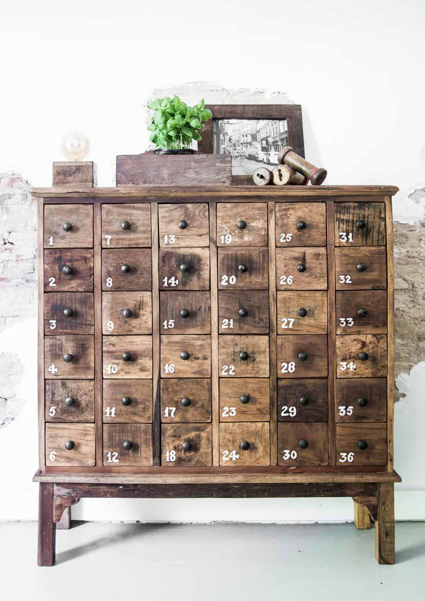 Apothekerschrank Interior Bild