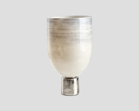 Vase Grazia aus Glas mit Fuß von Dialma Brown Perlmutt large  - Höhe 48 cm