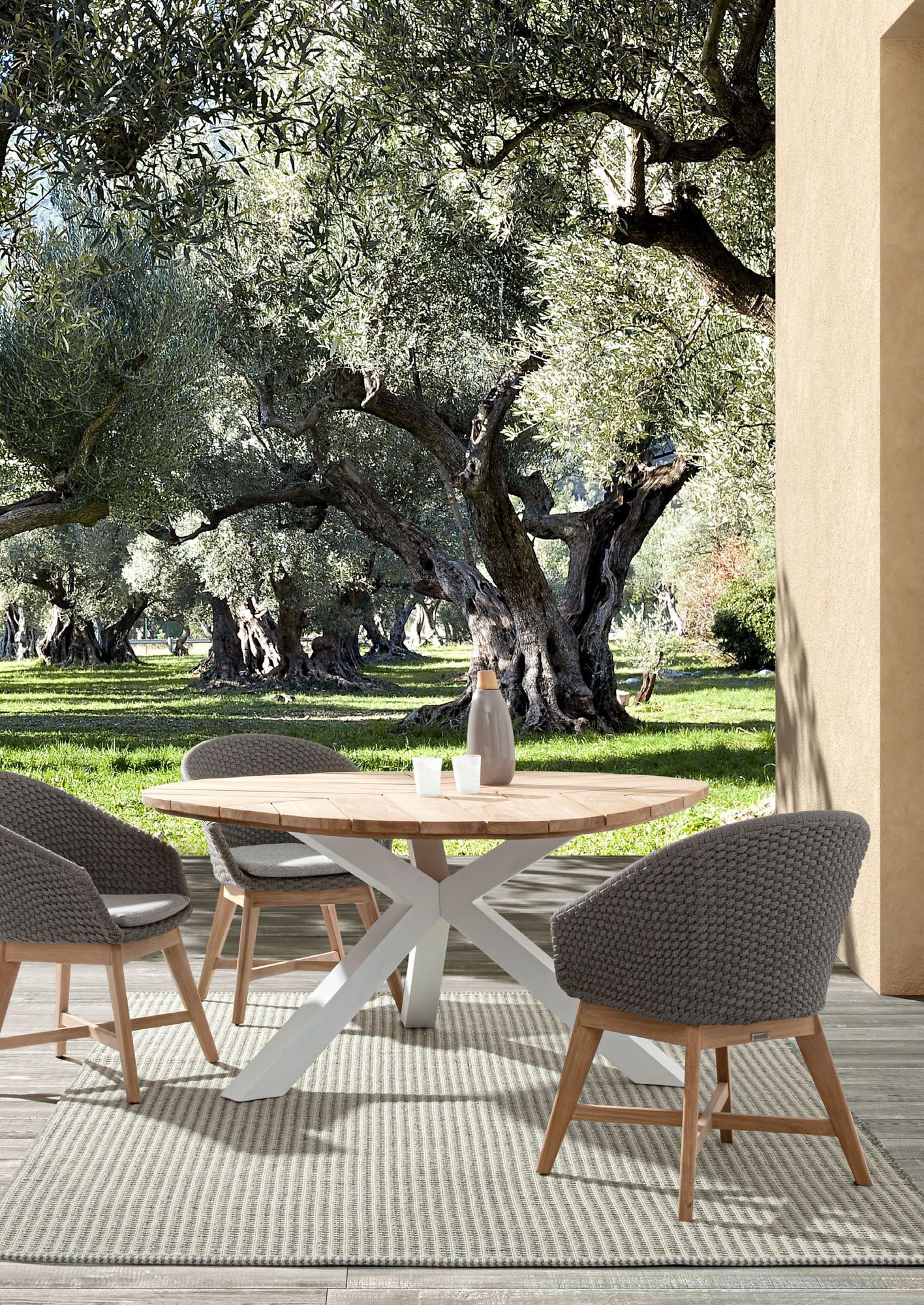 Outdoor Stuhl Coachella mit Armlehnen und Sitzkissen