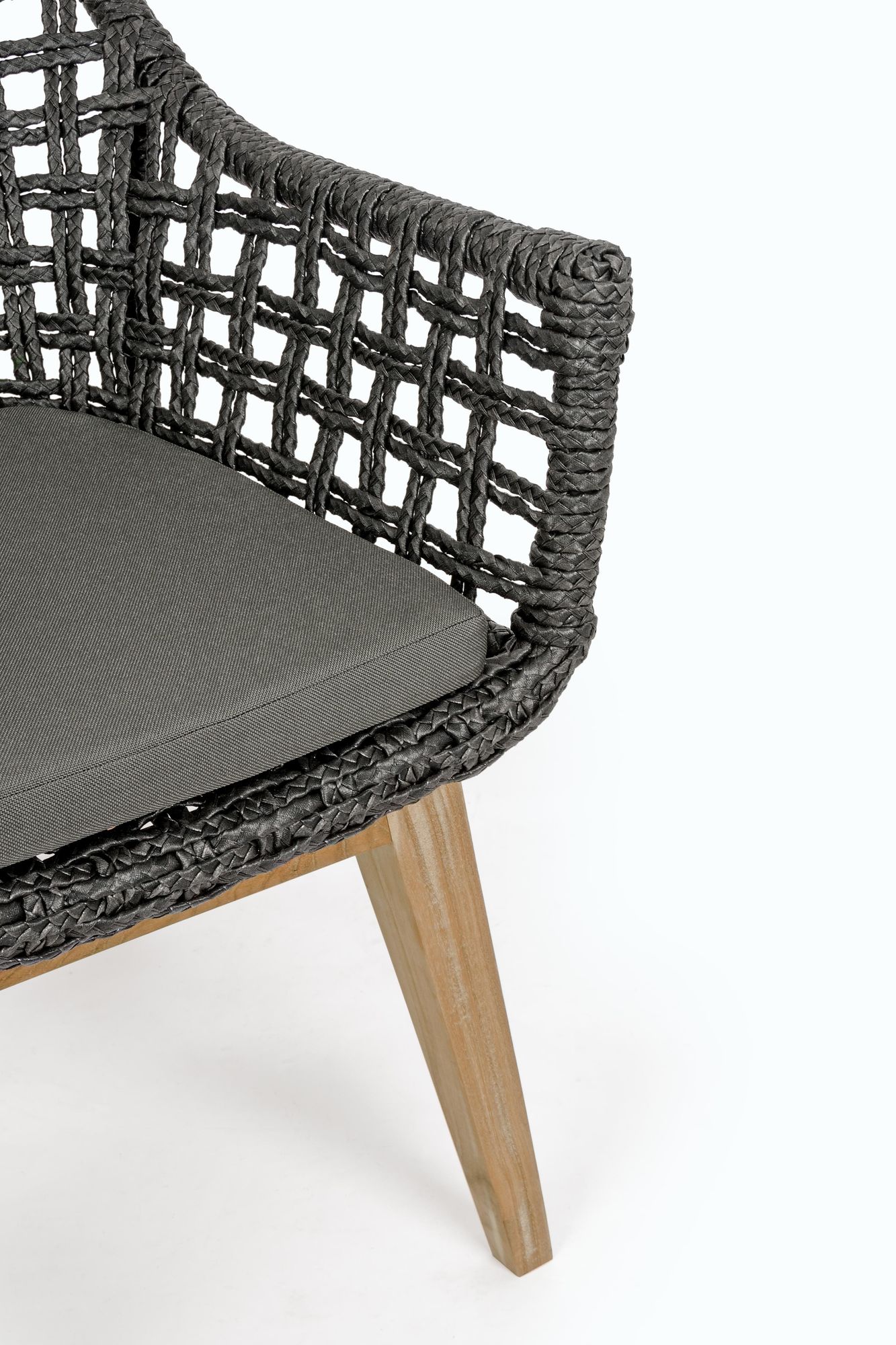 Outdoor Stuhl Madison mit Armlehnen und Sitzkissen Anthrazit | Bizzotto bei STUFF Shop kaufen