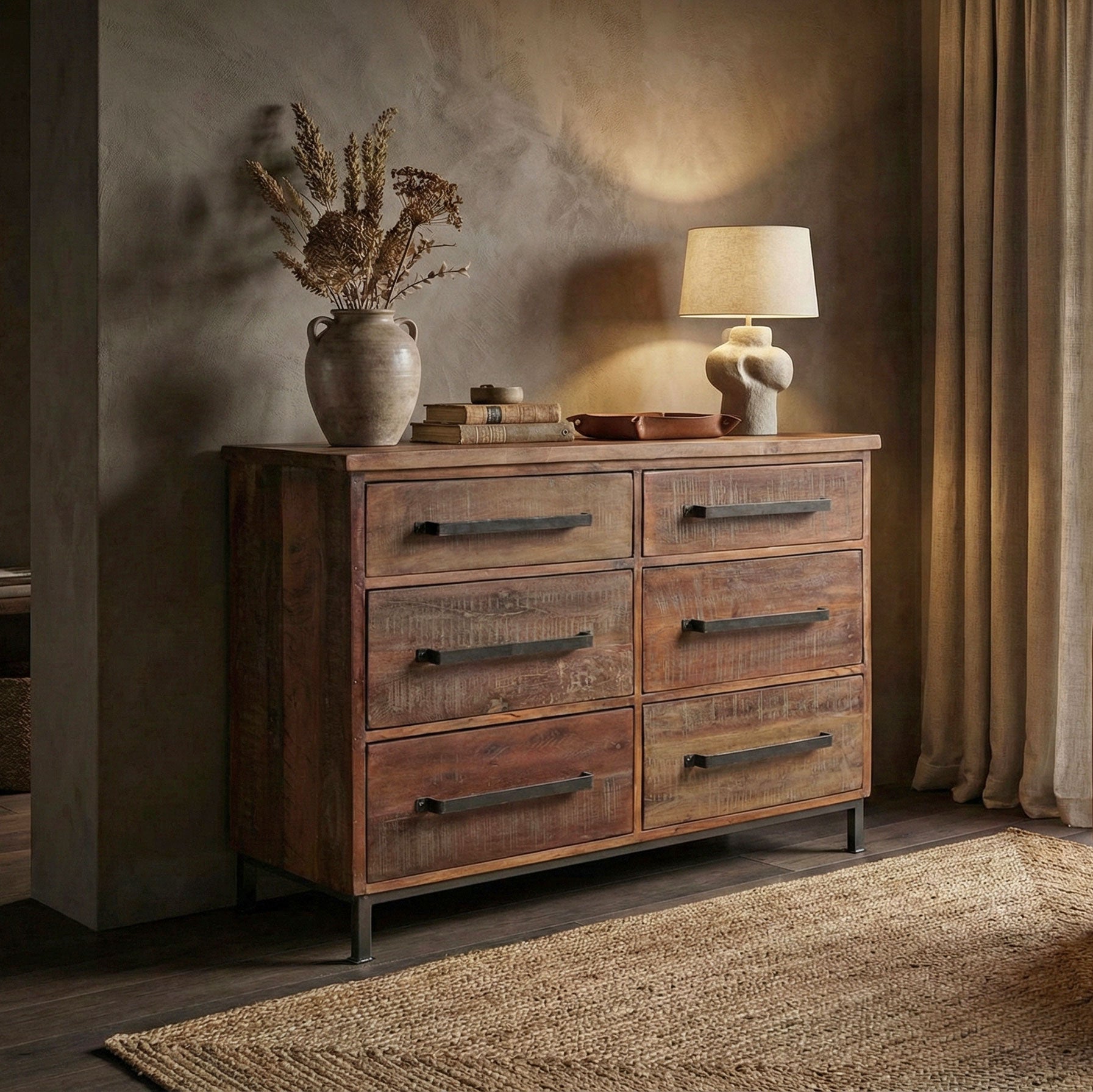 Kommode aus recyceltem Altholz mit sechs Schubladen aus der STUFF Loft Heritage Kollektion