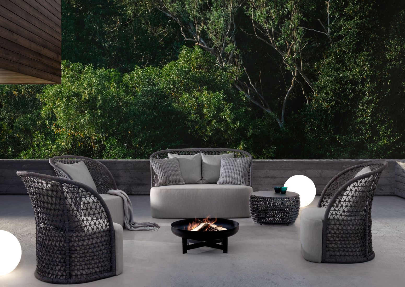 Outdoor Sofa Cuyen Anthra Bizzotto | STUFF Shop