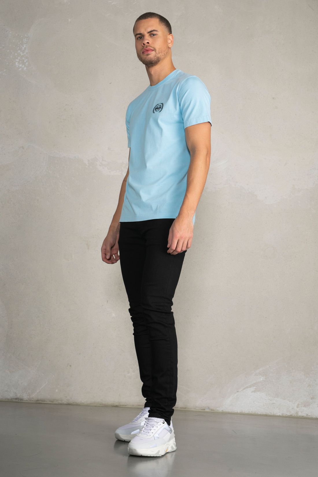 BALR. Herren T-Shirt Olaf Straight Crest T-Shirt Ice Wasched, hellblau