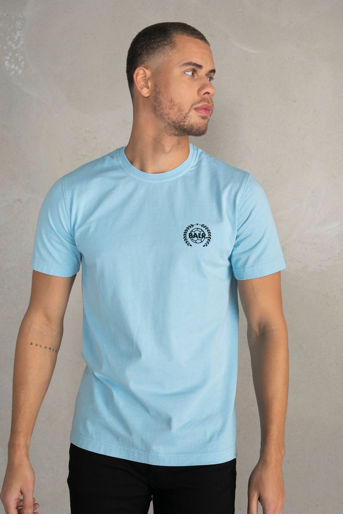 BALR. Herren T-Shirt Olaf Straight Crest T-Shirt Ice Wasched, hellblau