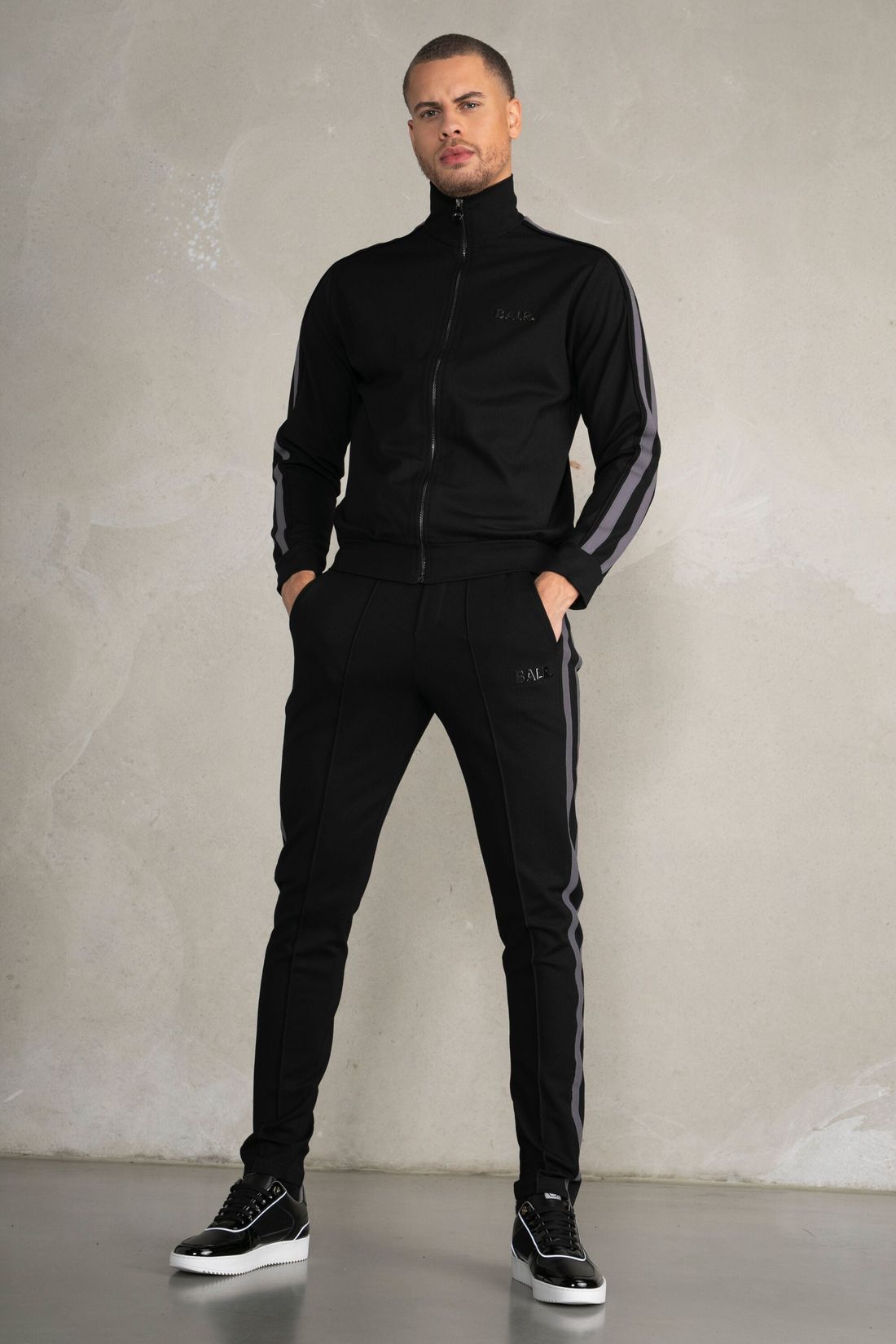BALR. Herren Sweatjacke Louis Slim Crossing Tape Track Jacket Jet Black