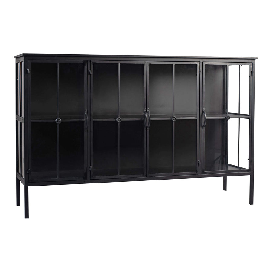 Frontansicht des Cave Black Iron Cabinet Low Sideboard mit geschlossenen Türen.