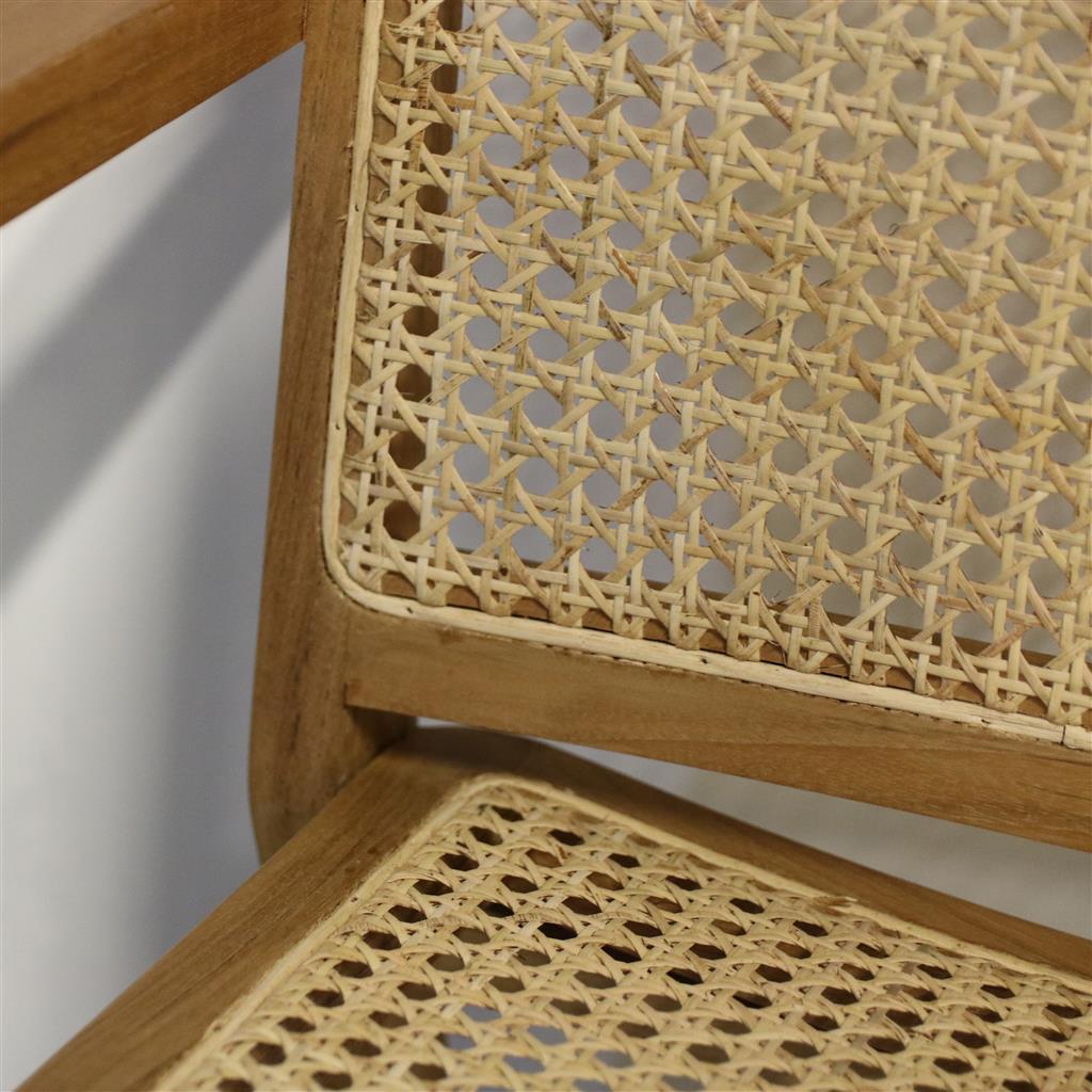 Armlehnenstuhl Heritage Cane Natur aus Teakholz mit Wiener Geflecht | STUFF Loft