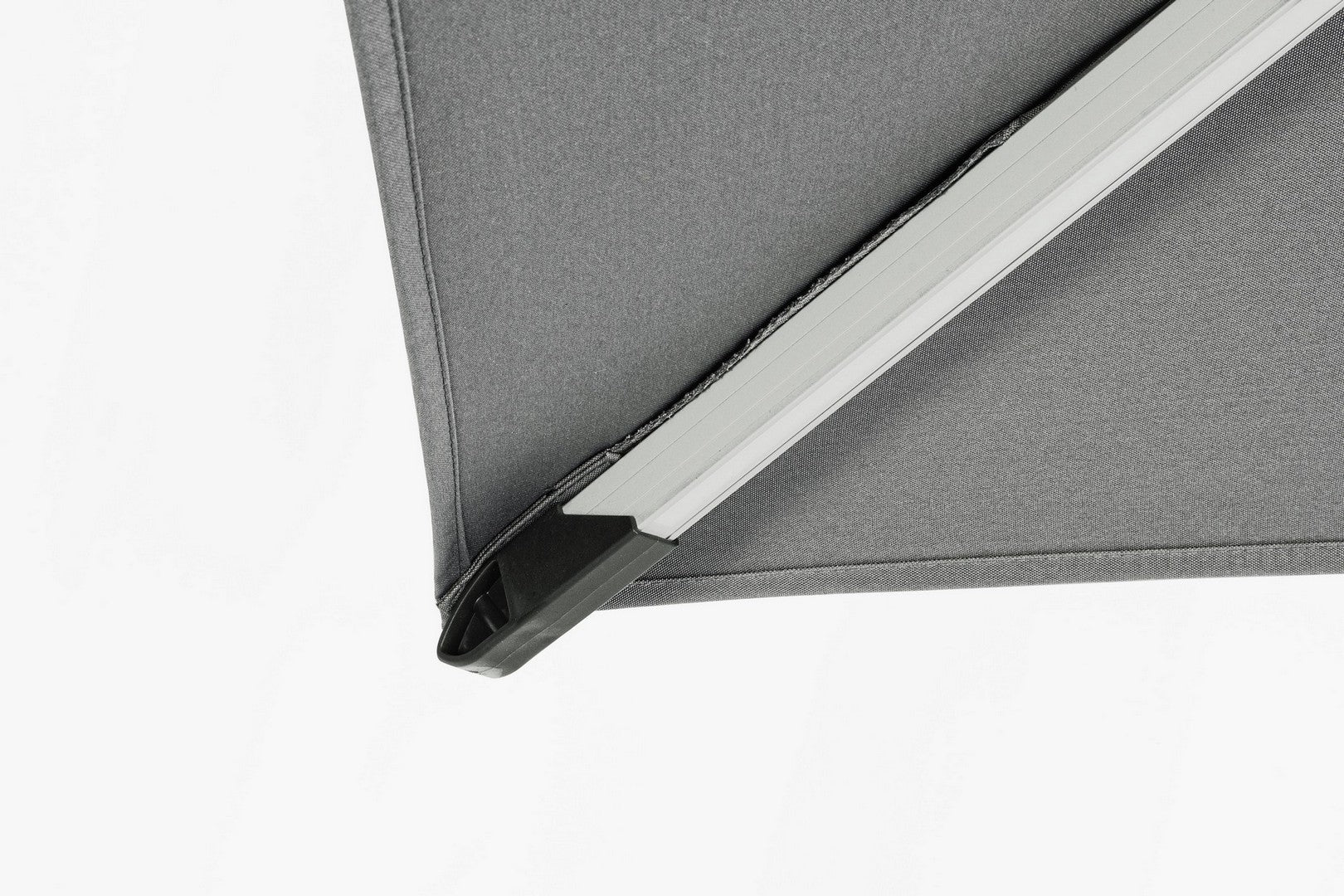 Sonnenschirm Ines mit LEDs 3x3m dunkelgrau I Bizzotto bei Stuff Shop kaufen