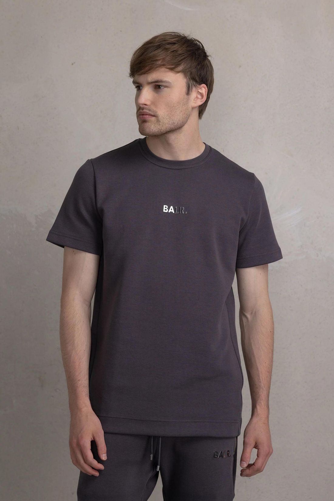 Q-Series Straight T-Shirt Asphalt Balr. | STUFF Shop