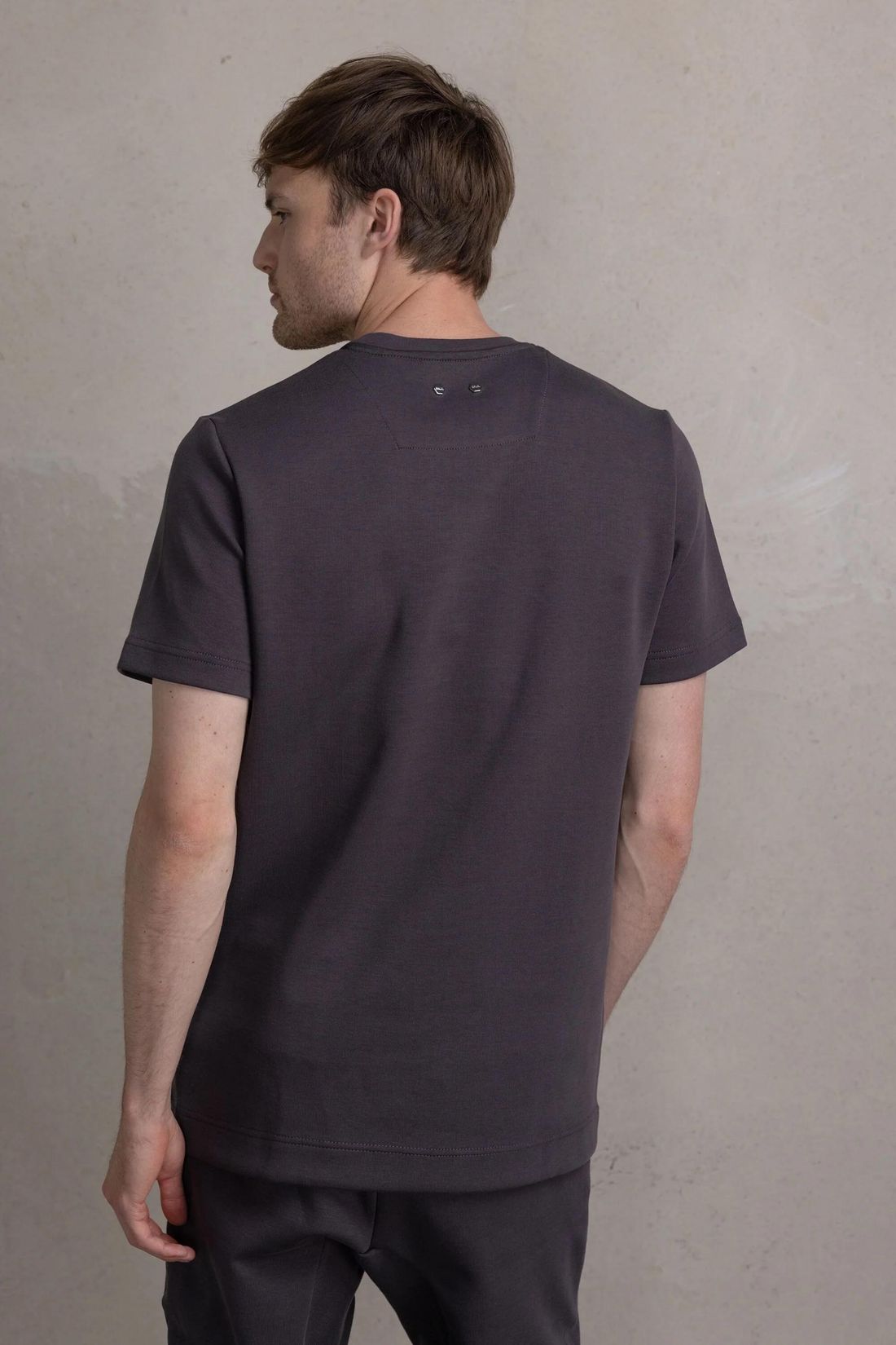 Q-Series Straight T-Shirt Asphalt Balr. | STUFF Shop