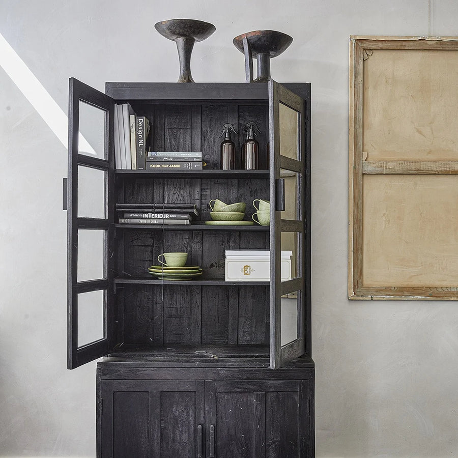 Vitrine schwarz von STUFF Loft mit kleinem Ablageschrank bei STUFF Shop kaufen