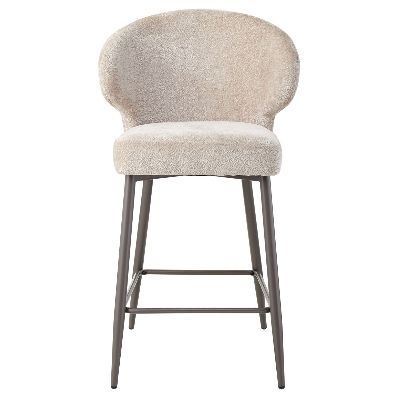 Der Barhocker Ares in Creme mit weicher Polsterung und eleganten moccafarbenen Metallfüßen für zeitlose Bar-Eleganz.