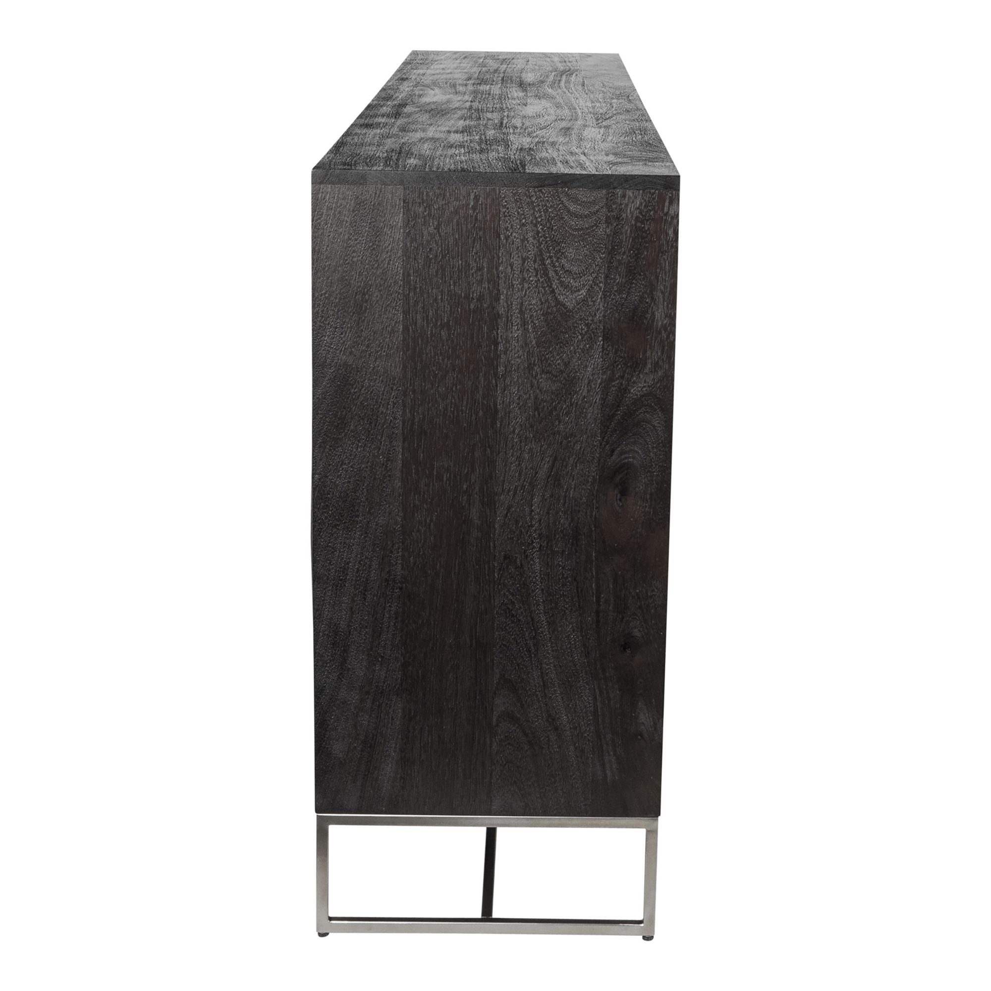 Seitenansicht des PTMD Onyx Sideboards in elegantem Schwarz, ideal für moderne Wohnräume.