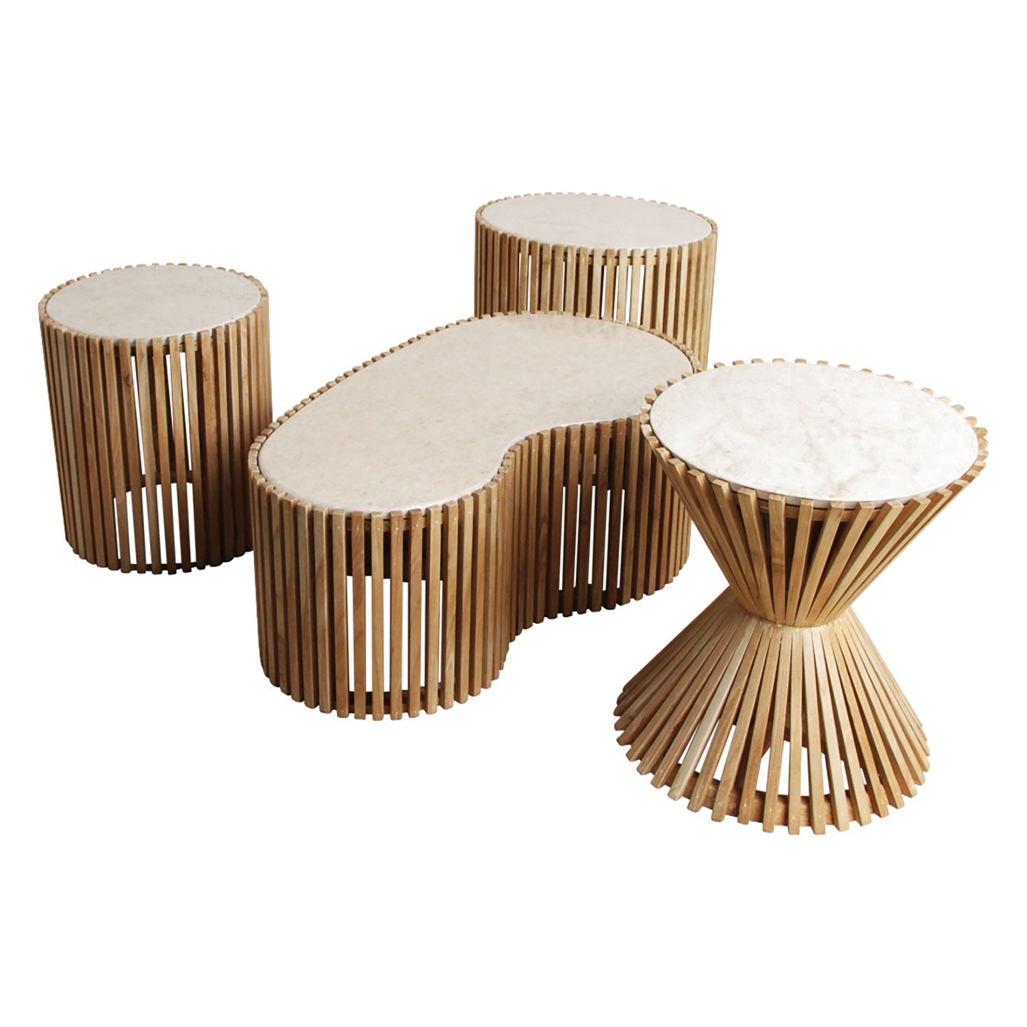 Infinity Marble Coffee Table Kollektion mit natürlicher Marmorplatte und offenem Sungkai-Holzgestell.