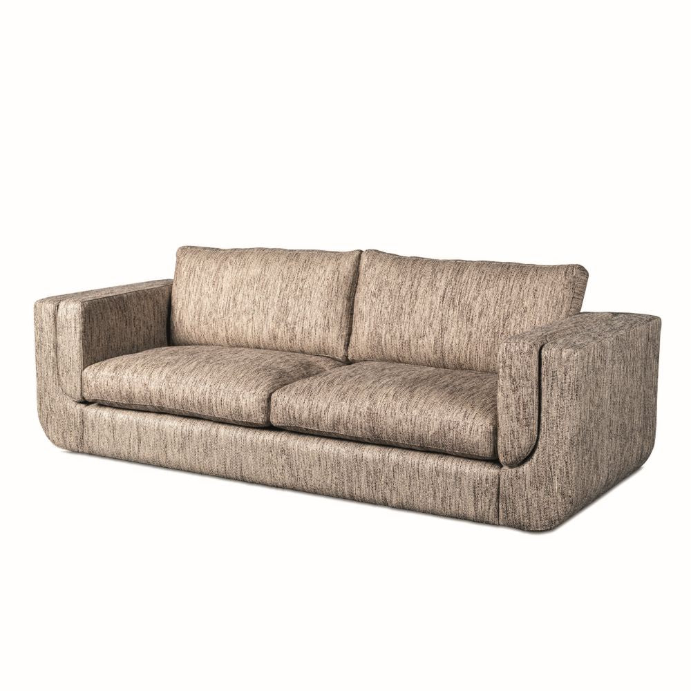 Sofa Dean von Gommaire in Stoffkategorie A-G, luxuriöses und modernes Design für Ihr Wohnzimmer