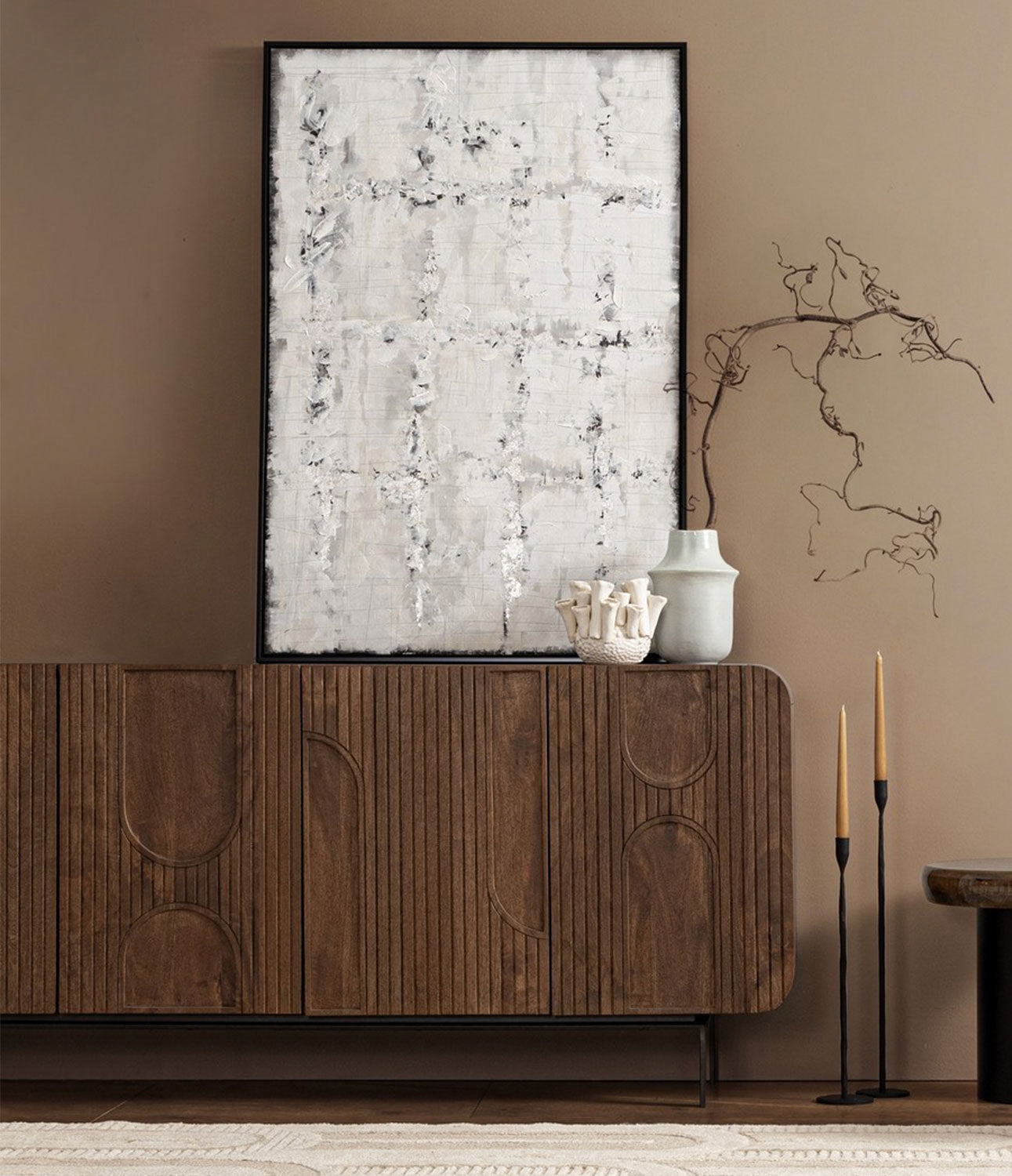 Sideboard Orissa 3-Türig Braun aus Mangoholz mit modernen gerillten Oberflächen
