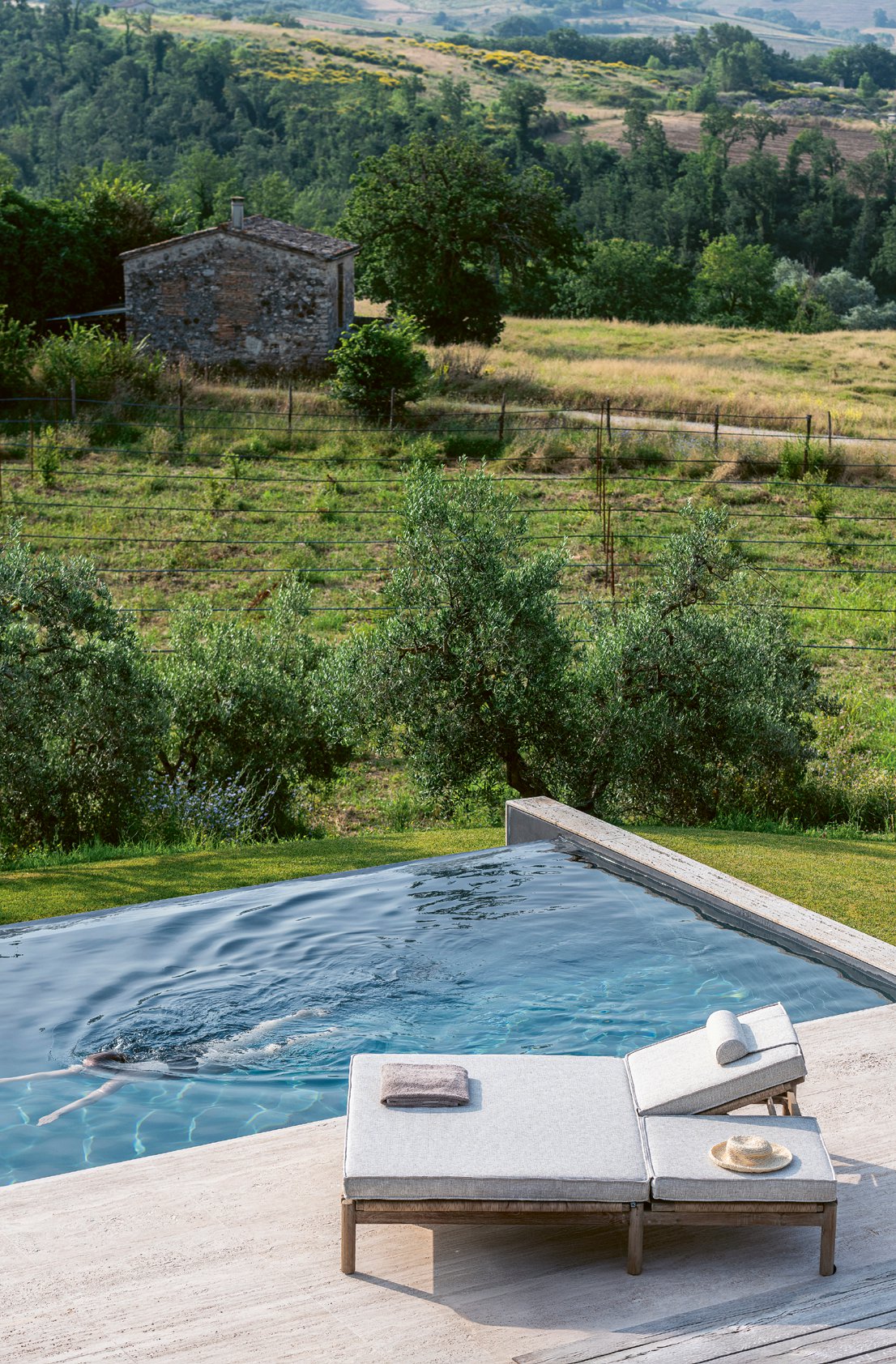 Gommaire Sonnenliege Mieke Double aus Teakholz mit Knelout Deluxe Polstern