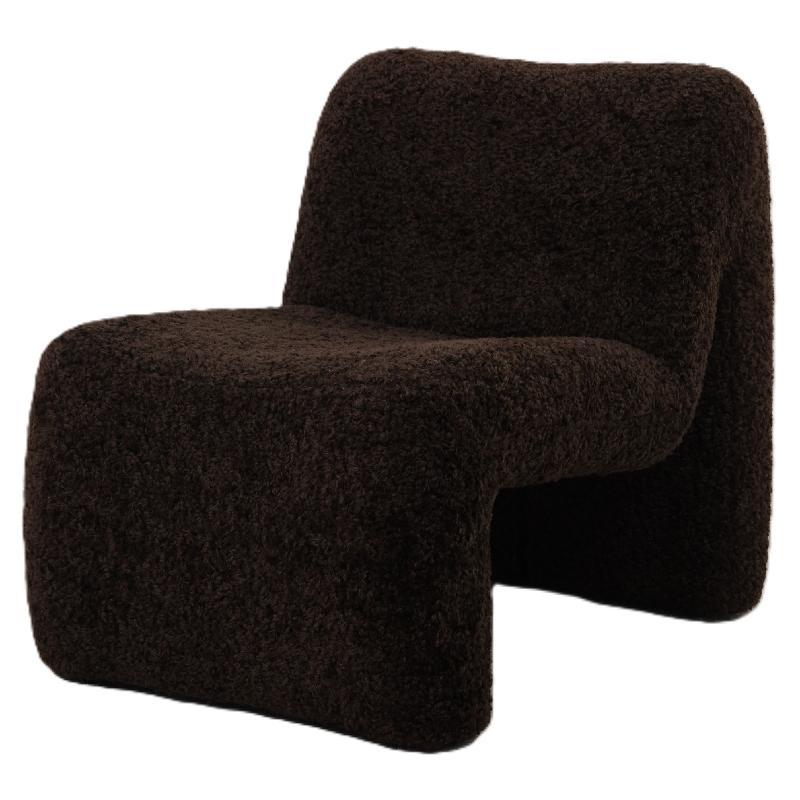 Sessel von PTMD, sessel aus Stoff mit Metallgestell im modernen Design, komfortabel und pflegeleicht. Ideal für Essbereich oder Küche.