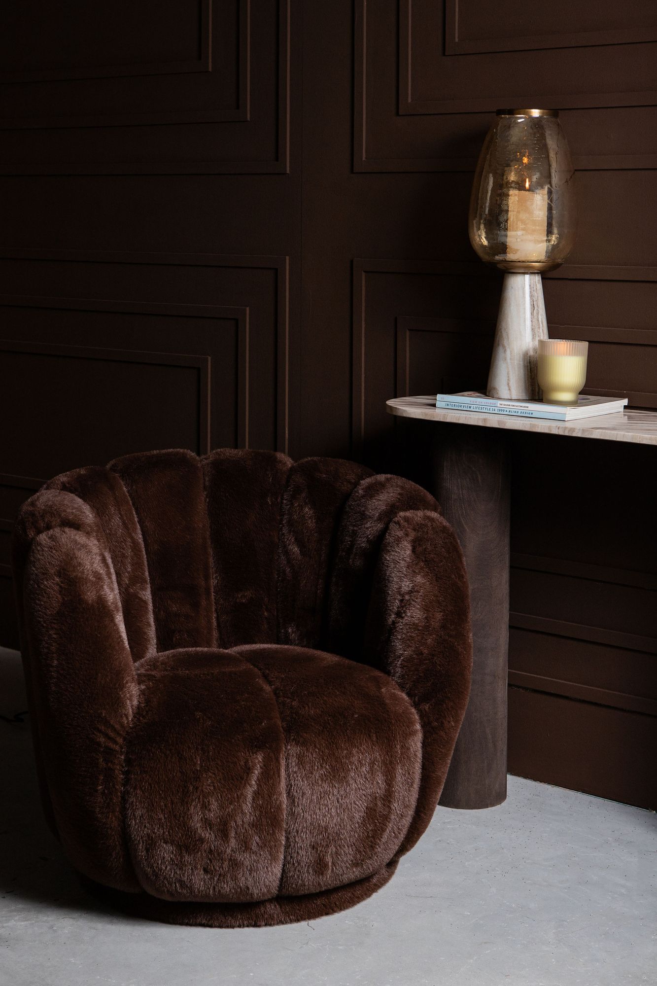 Sessel von PTMD, sessel aus Stoff in Braun mit Metallgestell im modernen Design, komfortabel. Ideal für Essbereich oder Küche.
