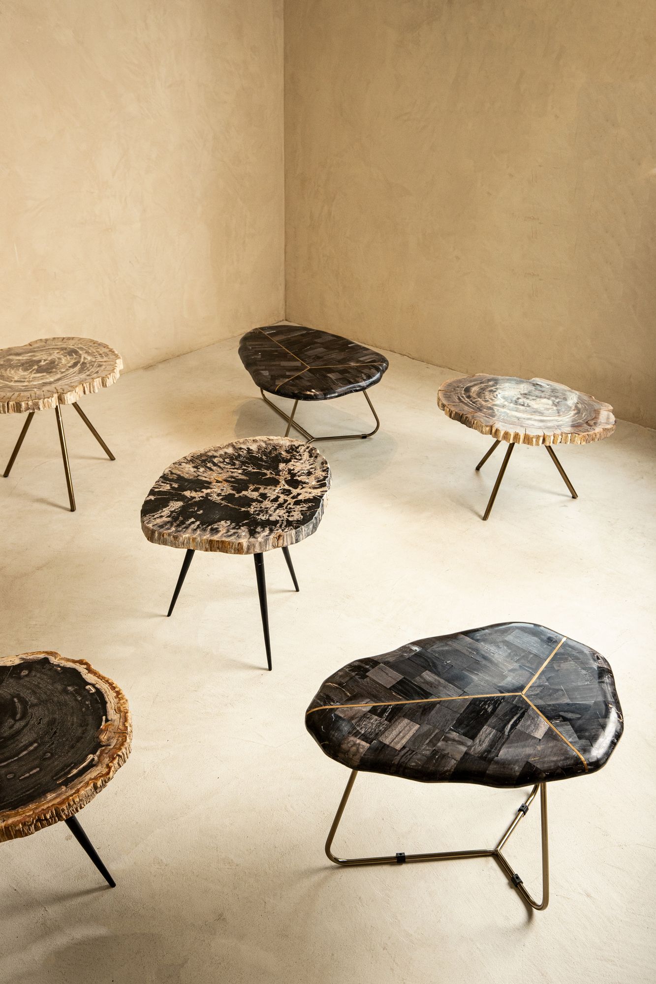 Couchtisch von PTMD – eleganter sitzmöbel aus Stoff mit Holzgestell im Skandi-Stil, komfortabel und pflegeleicht.