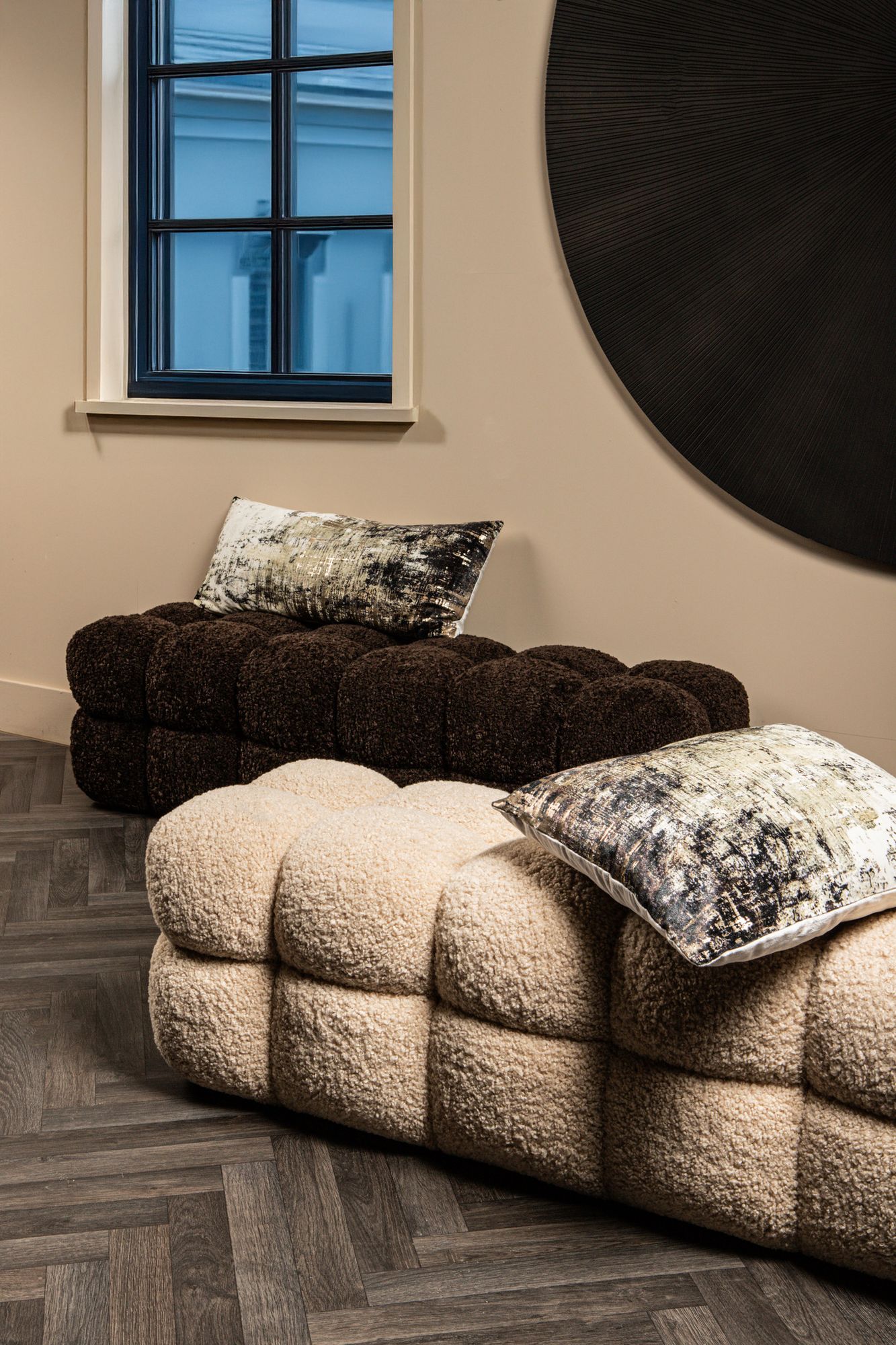 Indoor Bank Polsterbank Teddy beige in beige | Ptmd | zeitloses Design, hochwertig verarbeitet, ideal für Wohn- und Essbereich