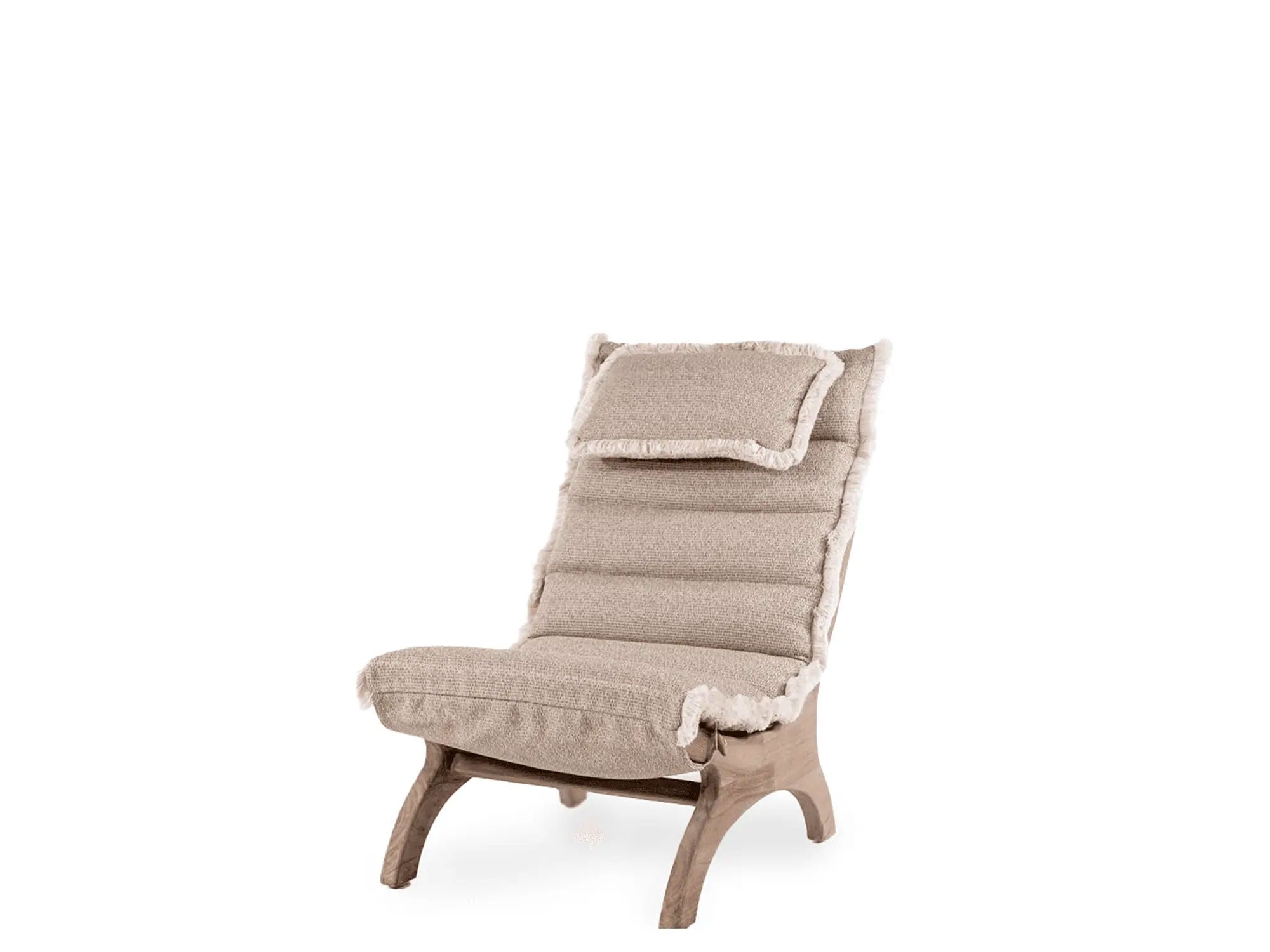 Loungesessel Sachin aus massivem Teakholz in Natural Grey mit optionalem Polster mit Fransen in Knelout, Knelout Deluxe, Ktextout oder Ktextout Deluxe | Gommaire Outdoor Kollektion bei STUFF Shop