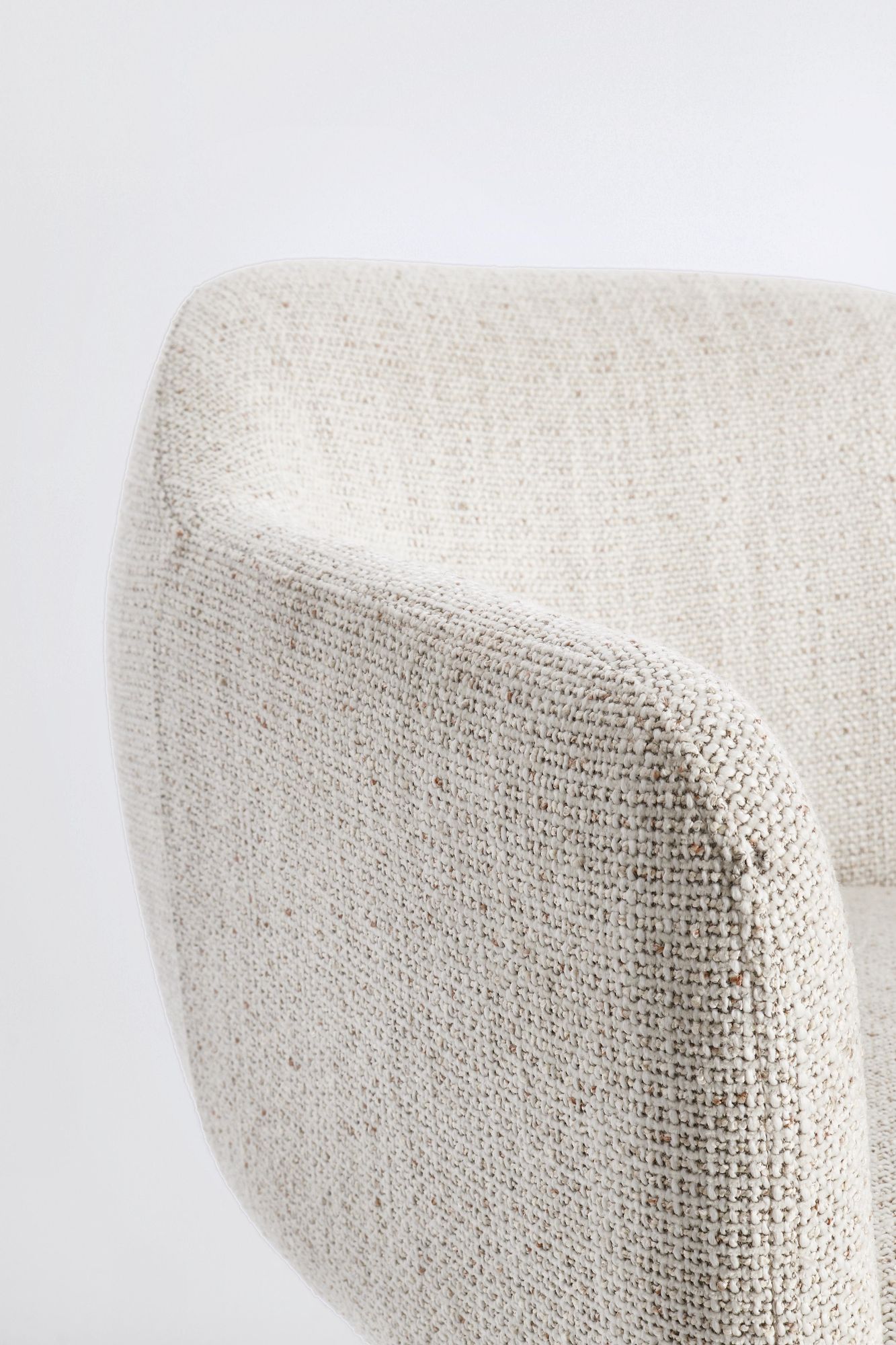 Indoor Sofa Stuhl Lottie drehbar Eis im Wohnambiente | zeitloses Design, hochwertig verarbeitet, ideal für Wohn- und Essbereich | Ansicht 06