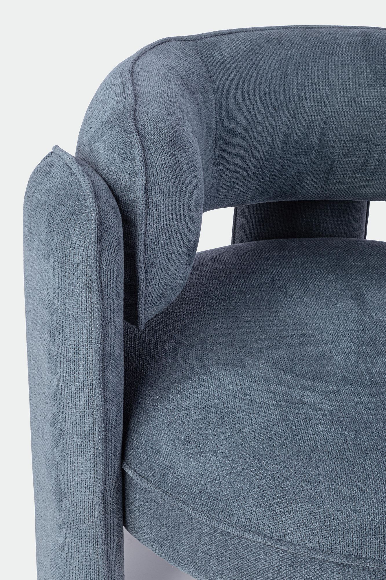 Indoor Sofa Sessel Aisha Blau im Wohnambiente | zeitloses Design, hochwertig verarbeitet, ideal für Wohn- und Essbereich | Ansicht 07