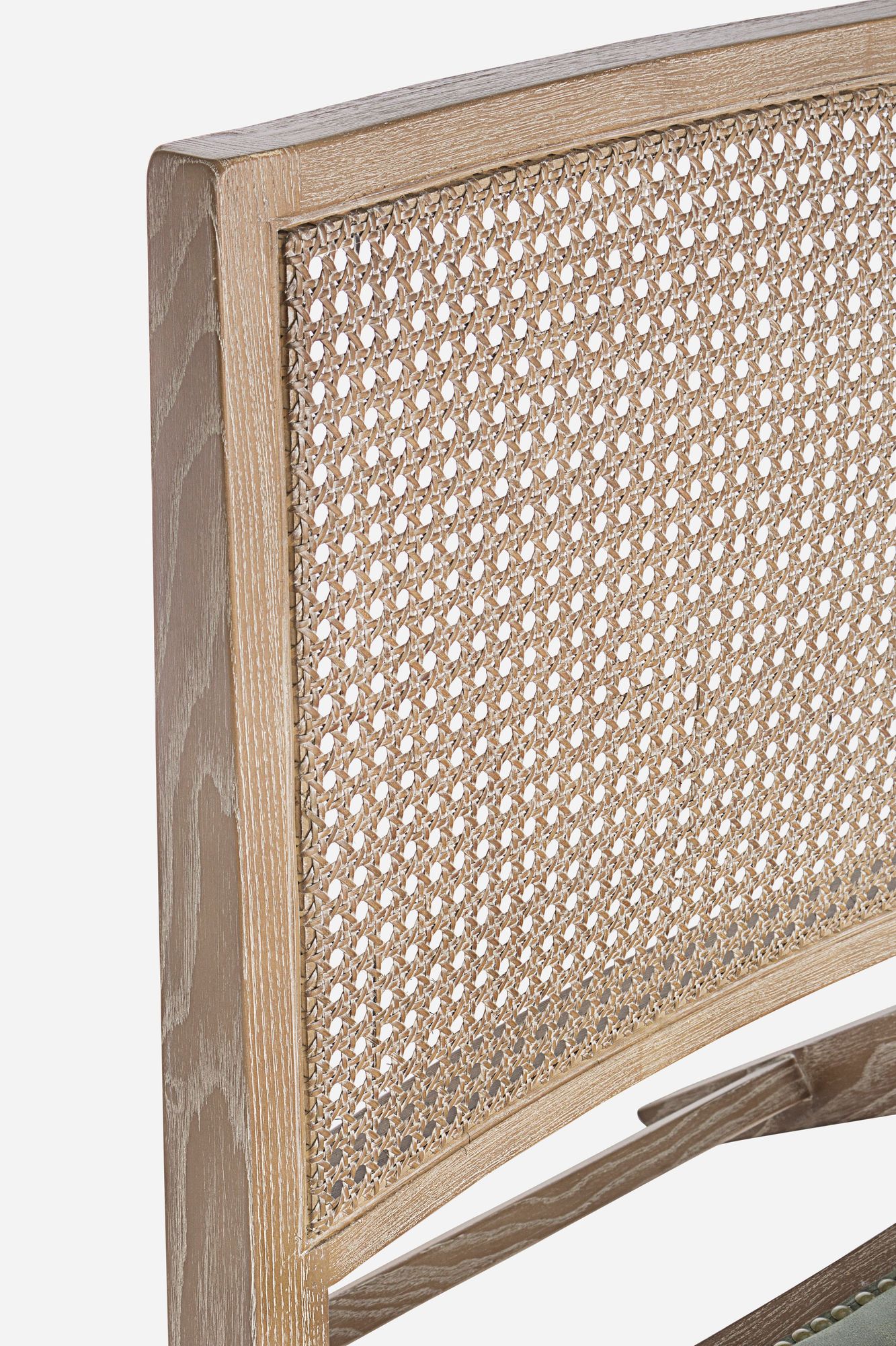 Indoor Sofa Sessel Cortilia im Wohnambiente | zeitloses Design, hochwertig verarbeitet, ideal für Wohn- und Essbereich | Ansicht 07