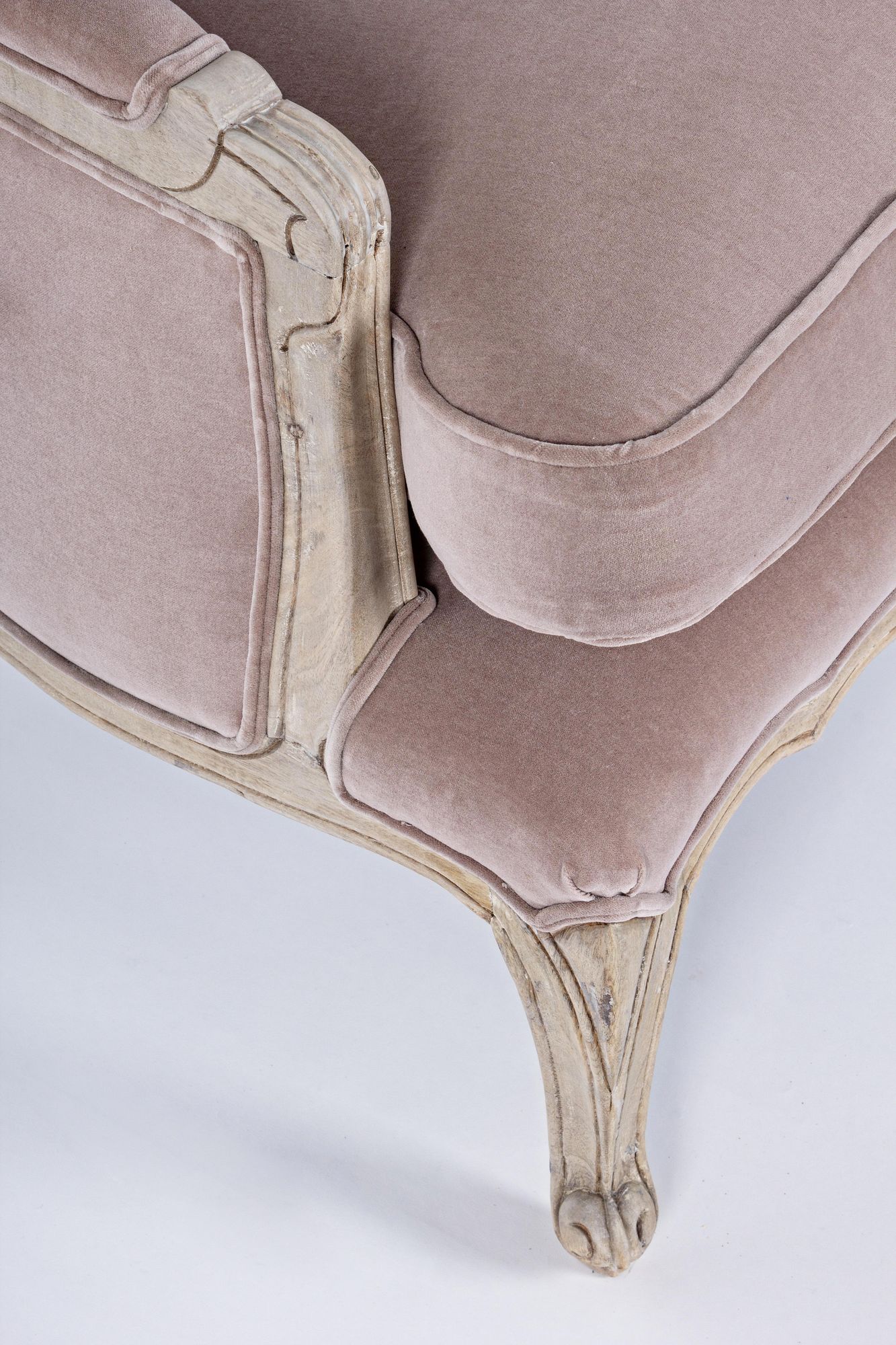 Detailaufnahme Oberfläche | Indoor Sofa Sessel Lorelie Rose | zeitloses Design, hochwertig verarbeitet, ideal für Wohn- und Essbereich