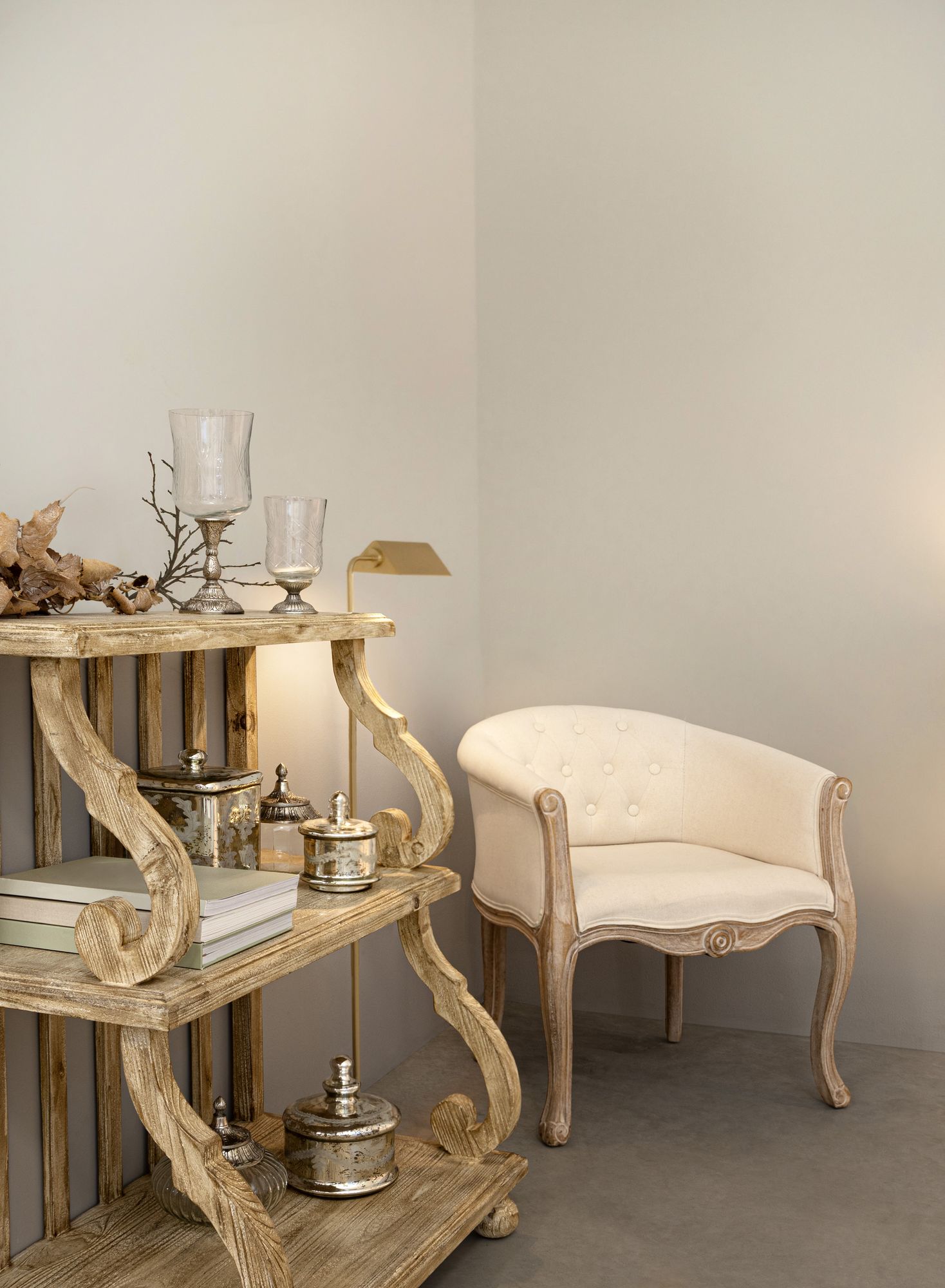 Indoor Sofa Sessel Diva im Wohnambiente | zeitloses Design, hochwertig verarbeitet, ideal für Wohn- und Essbereich | Ansicht 06