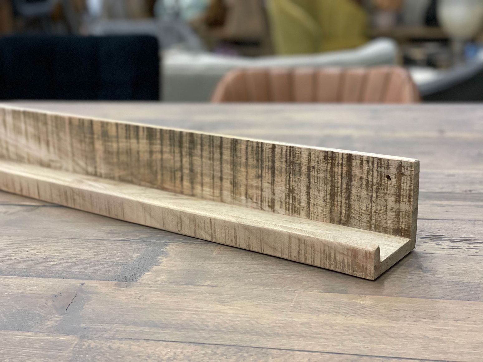 Timberline Mango Bilderleiste 75 cm an der Wand | STUFF Loft