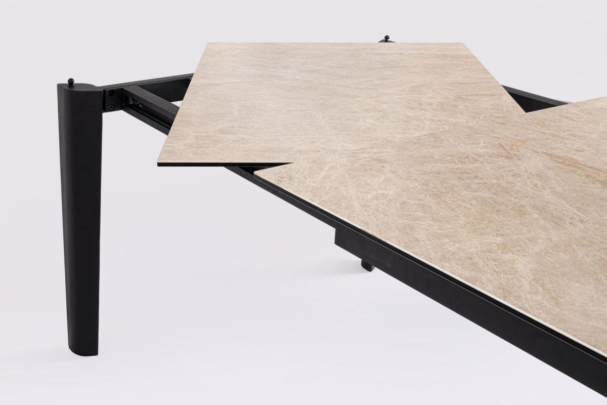 Ausziehtisch Asiri 180/250x100 Schwarz von Bizzotto: hochwertig verarbeitet, stilsicher kombinierbar und ideal für Essbereich oder Wohnraum | bei STUFF Shop kaufen