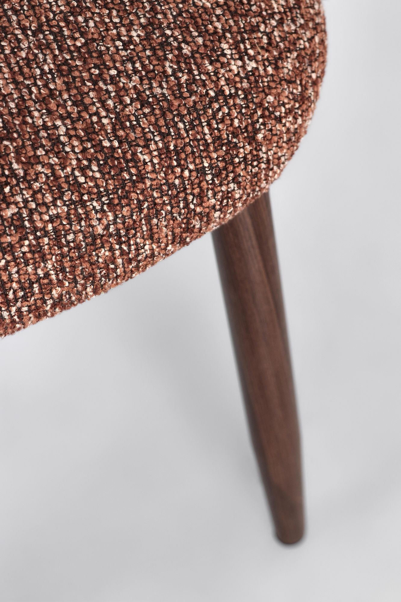 Esszimmerstuhl Amalia Nuss/terrakotta