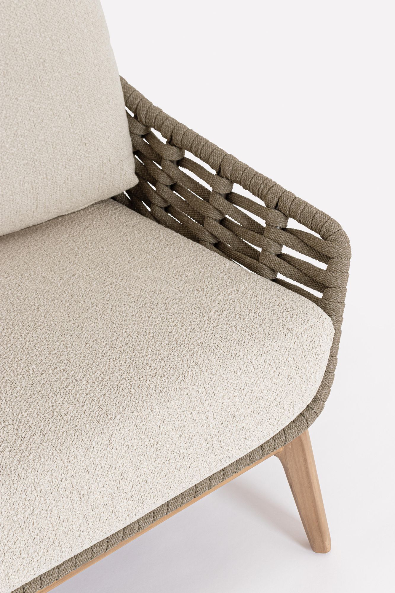 Outdoor Sofa Tamires Bouclé mit Seilgeflecht und Teakholzbeinen | Bizzotto Outdoor Möbel