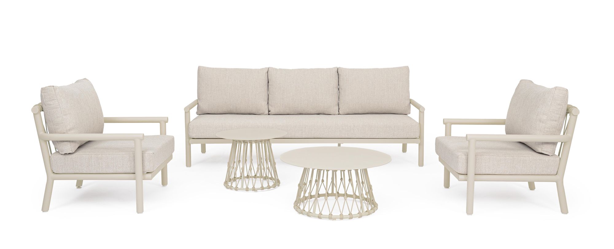 Outdoor Sitzgruppe Lanai Camel Sand mit Sofa, Sesseln und Couchtischen | Bizzotto bei STUFF Shop kaufen