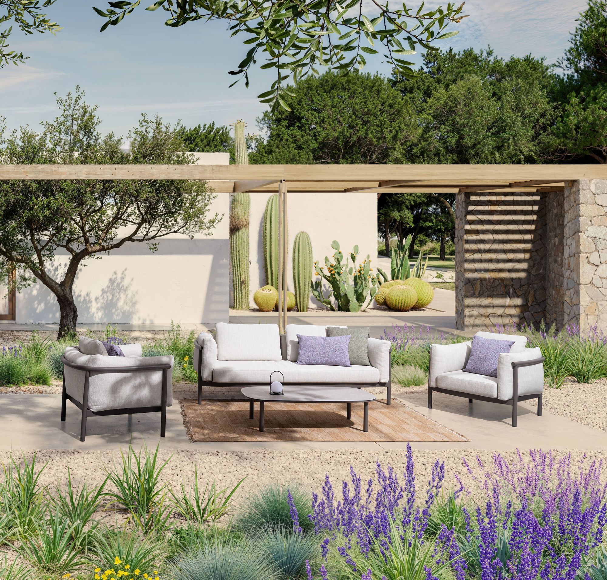 Outdoor Sitzgruppe Theodore Castor Set mit Sofa und Sesseln | Bizzotto bei STUFF Shop kaufen