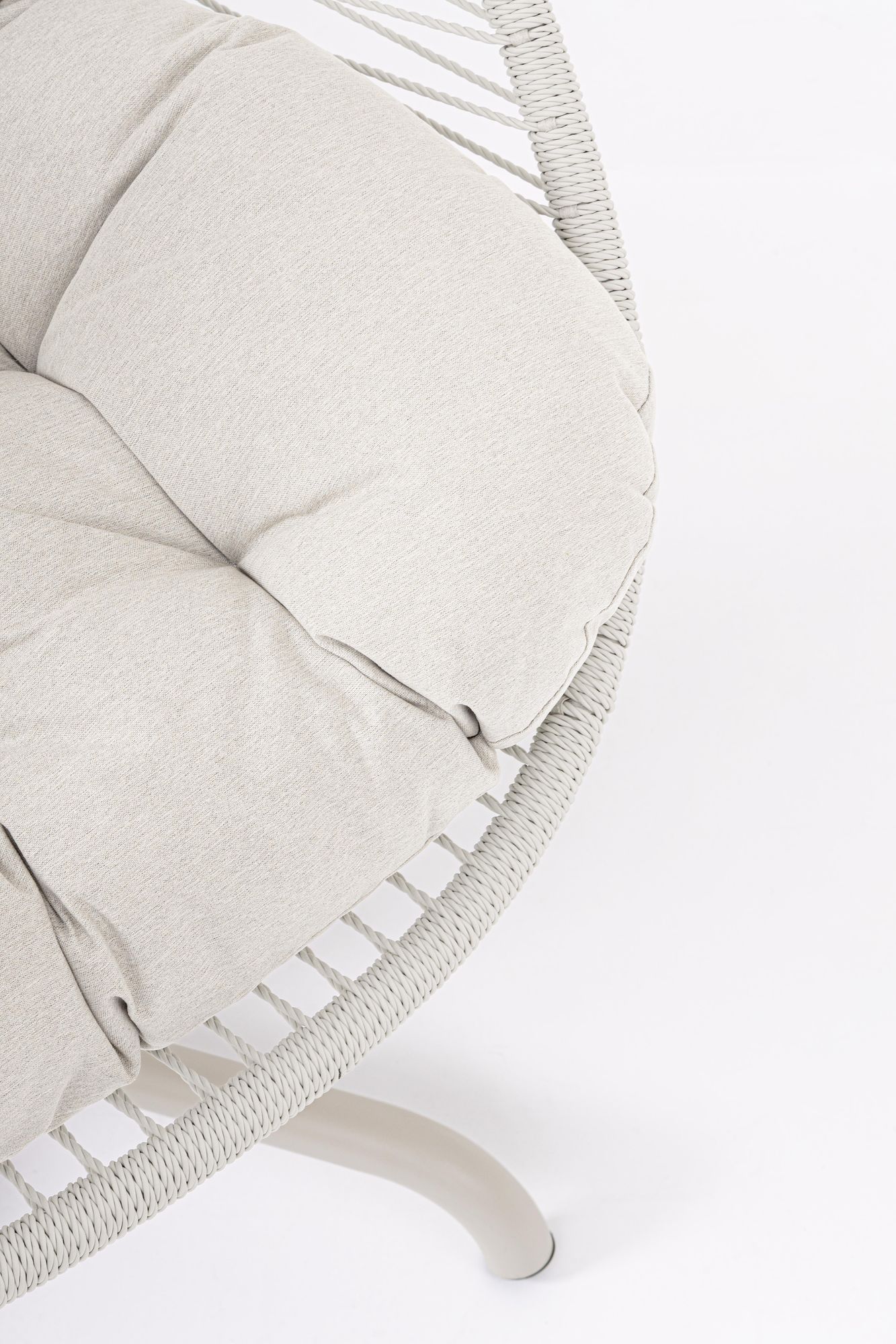 Outdoor Drehsessel Palawan Light mit Kissen | Bizzotto bei STUFF Shop kaufen