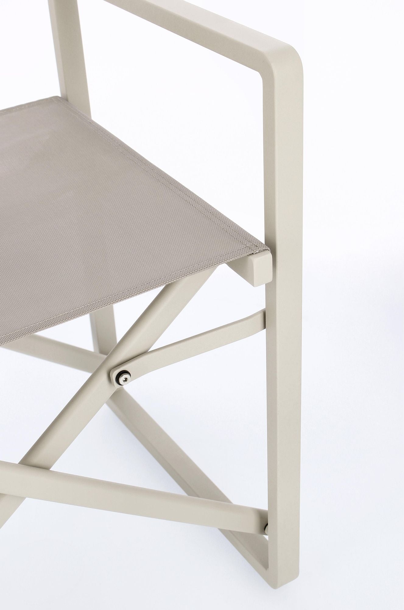 Outdoor Regiestuhl Konnor Rastin aus Aluminium und Textilene | Bizzotto bei STUFF Shop kaufen