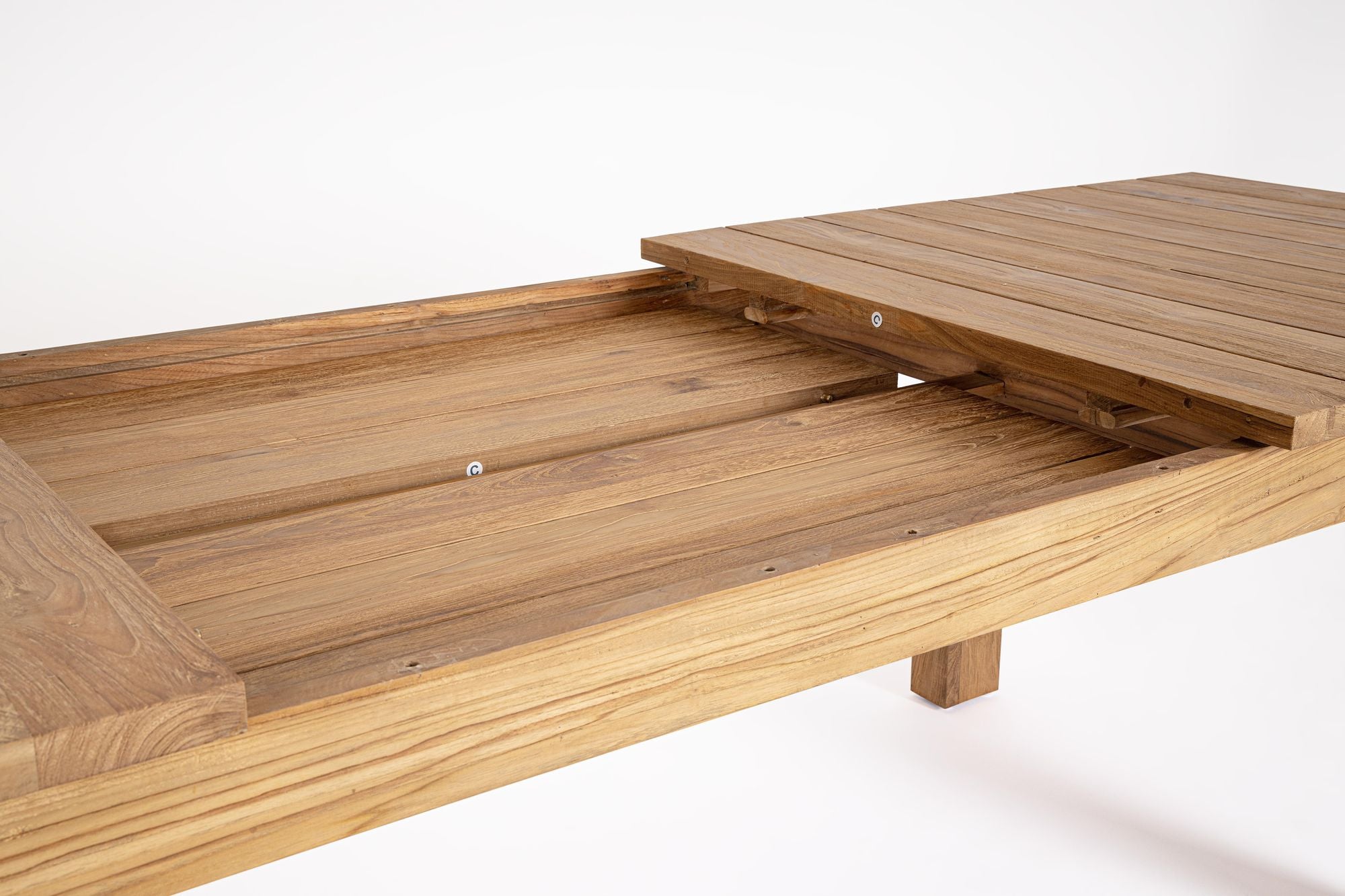 Outdoor Esstisch Zorritos aus FSC-Teakholz ausziehbar 220-300 cm | Bizzotto bei STUFF Shop kaufen