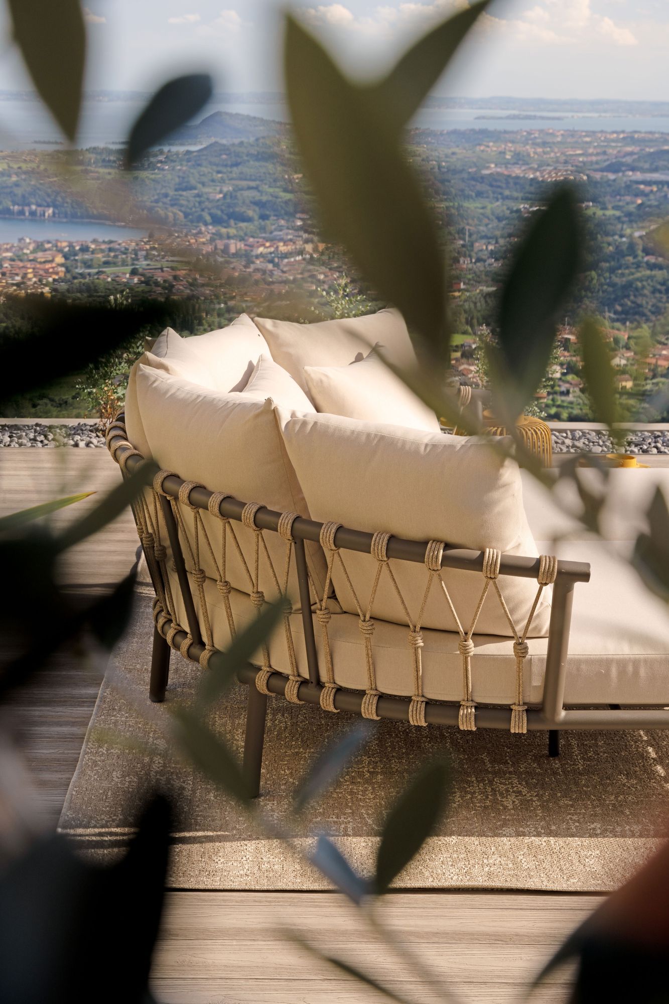 Outdoor Sonnenliege 2-Set Daybed Lanai Cocoa mit modularer Loungefläche | Bizzotto bei STUFF Shop kaufen