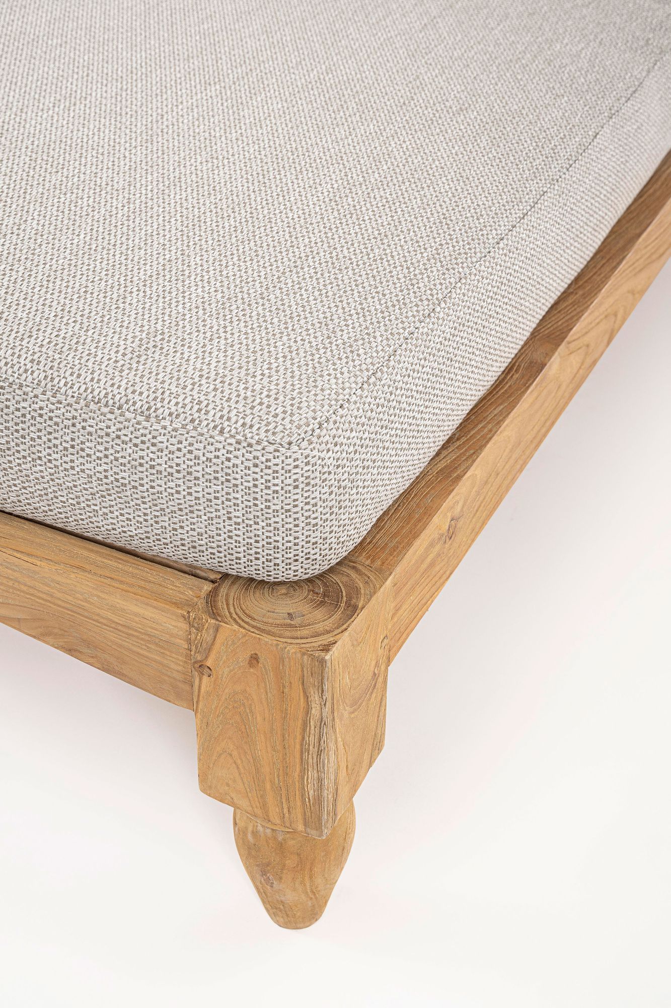 Outdoor Sonnenbett 2-er Set Bali Natur aus FSC Teakholz mit großzügiger Liegefläche | Bizzotto bei STUFF Shop kaufen