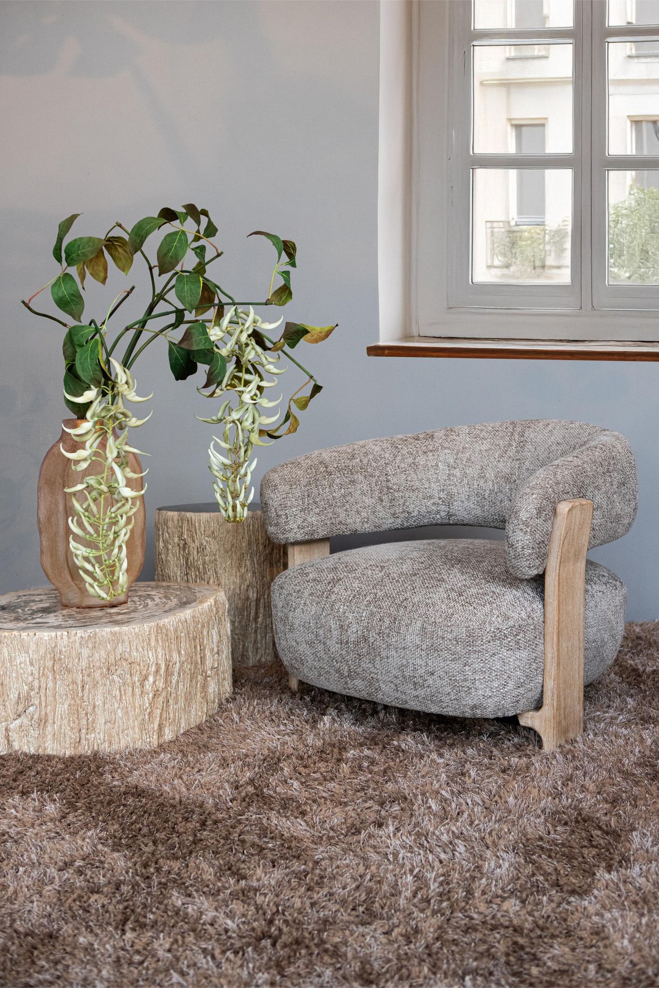 Moderner Loungesessel Mire Taupe im stilvollen Wohnambiente | PTMD bei STUFF Shop kaufen