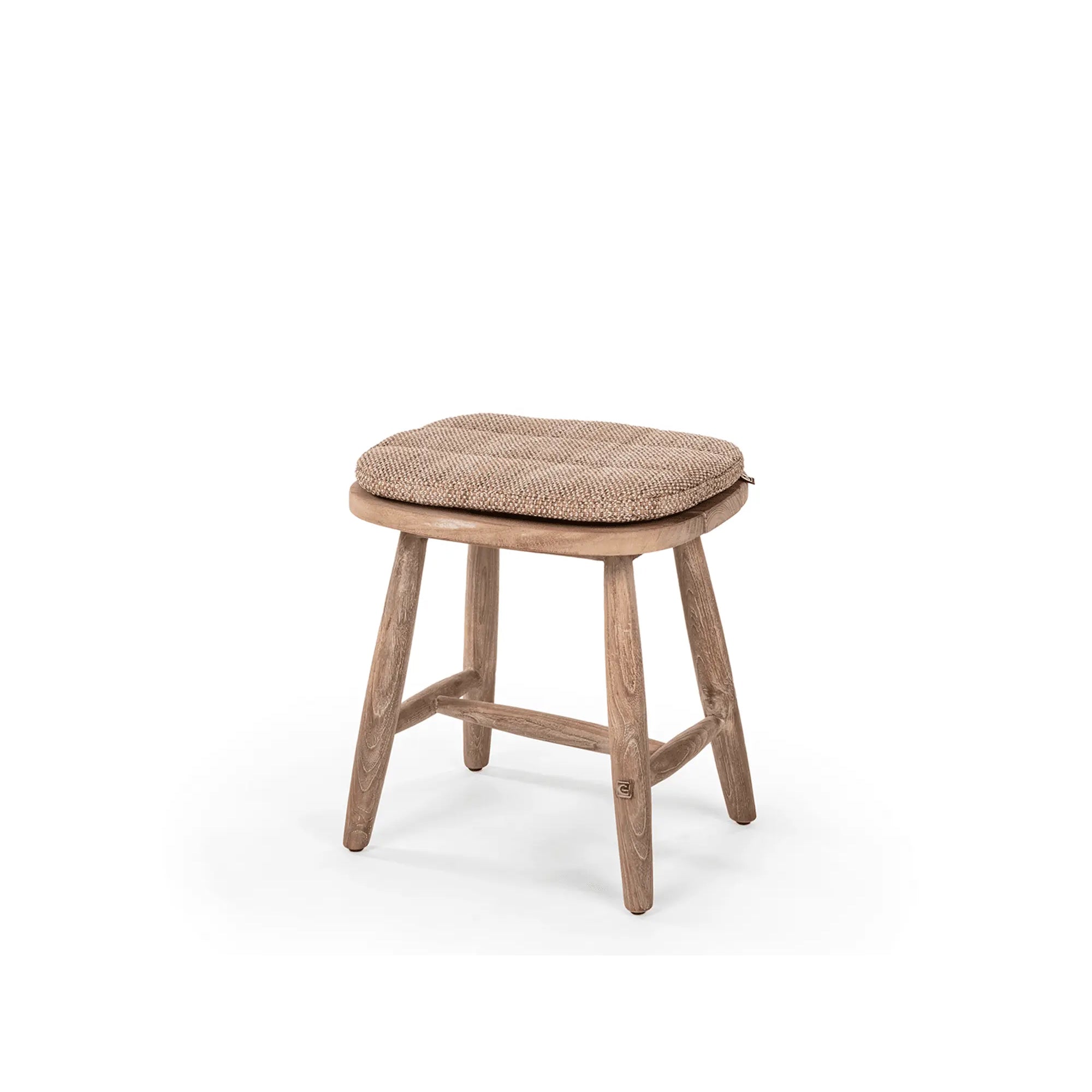Teakholz Hocker Faye als Sitzgelegenheit für Garten und Terrasse | Gommaire bei STUFF Shop kaufen
